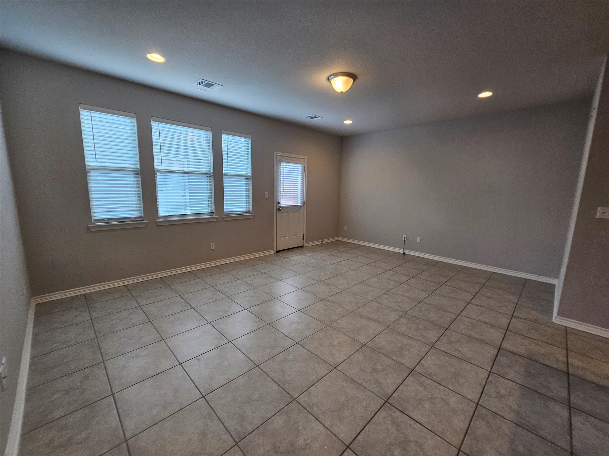 1721 Artesian Springs Xing, Leander, TX 78641