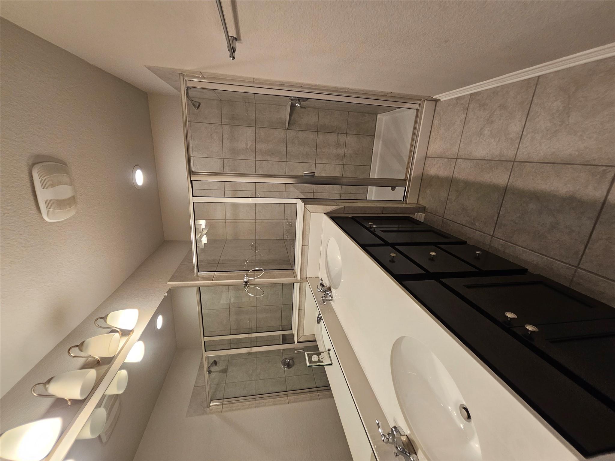 1721 Artesian Springs Xing, Leander, TX 78641