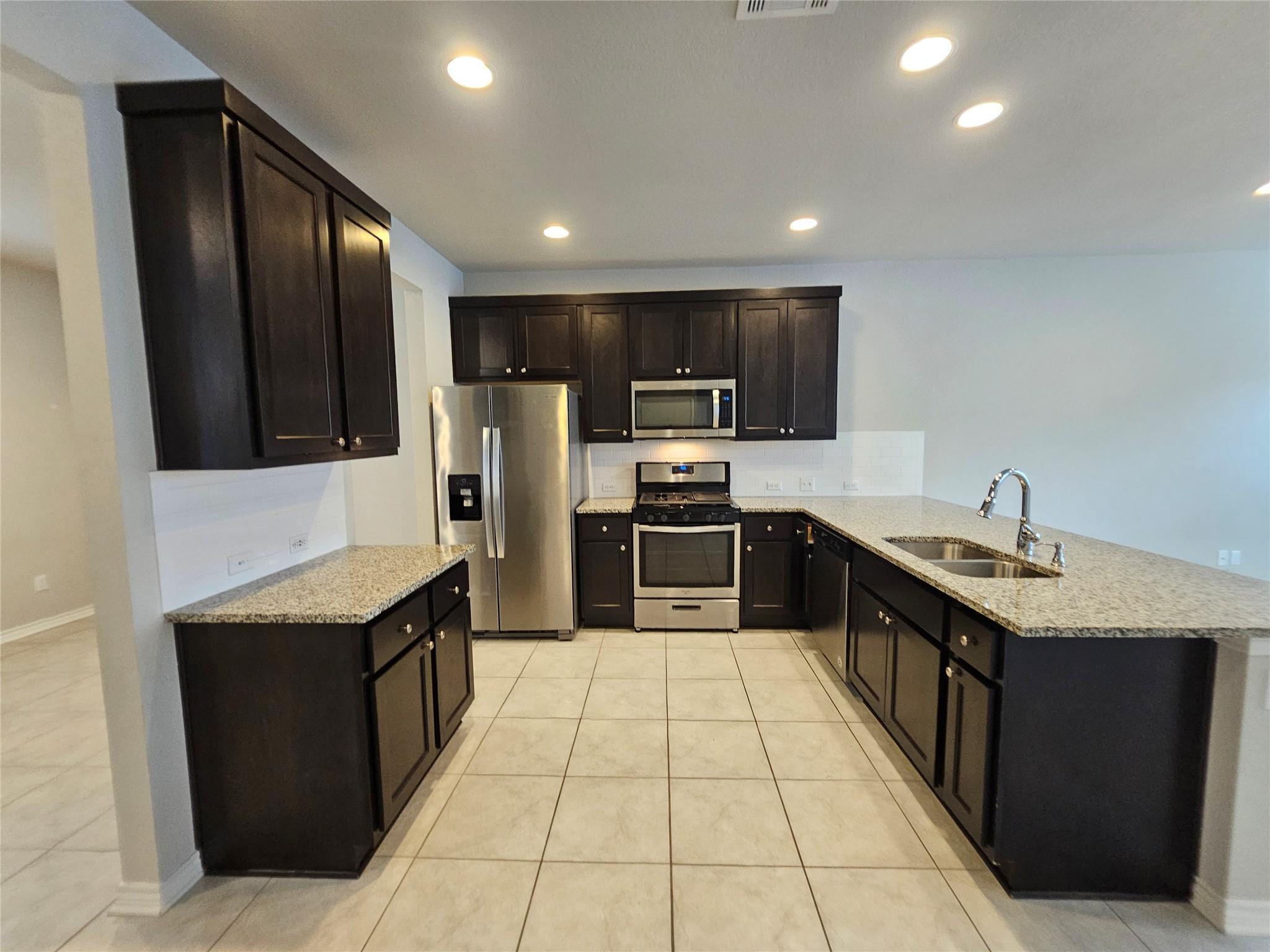 1721 Artesian Springs Xing, Leander, TX 78641