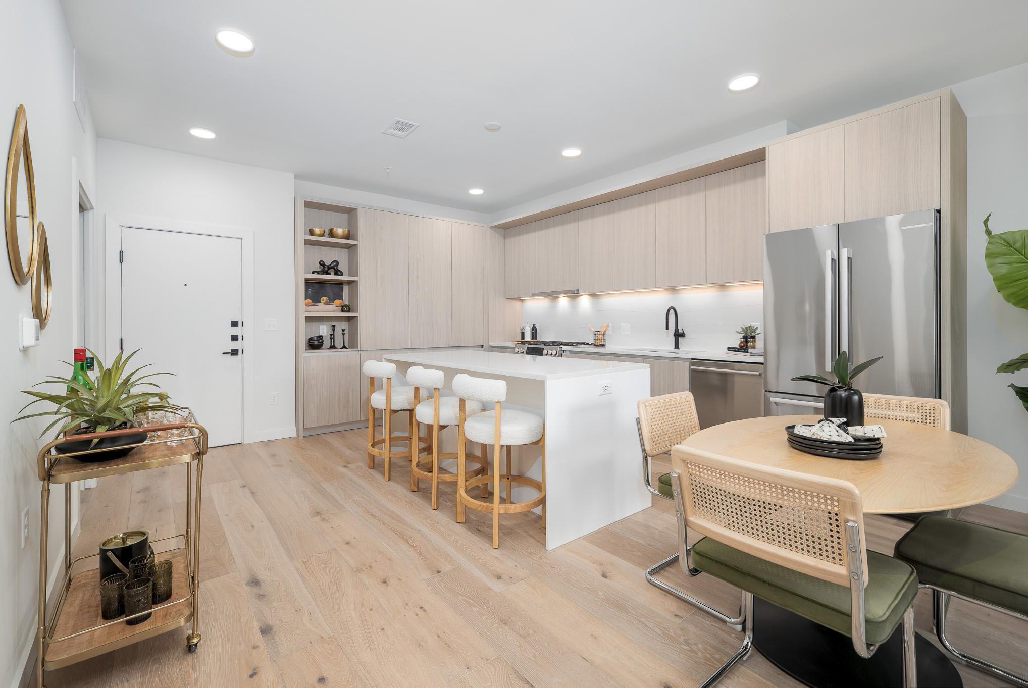 2209 S 1st St # 337, Austin, TX 78704