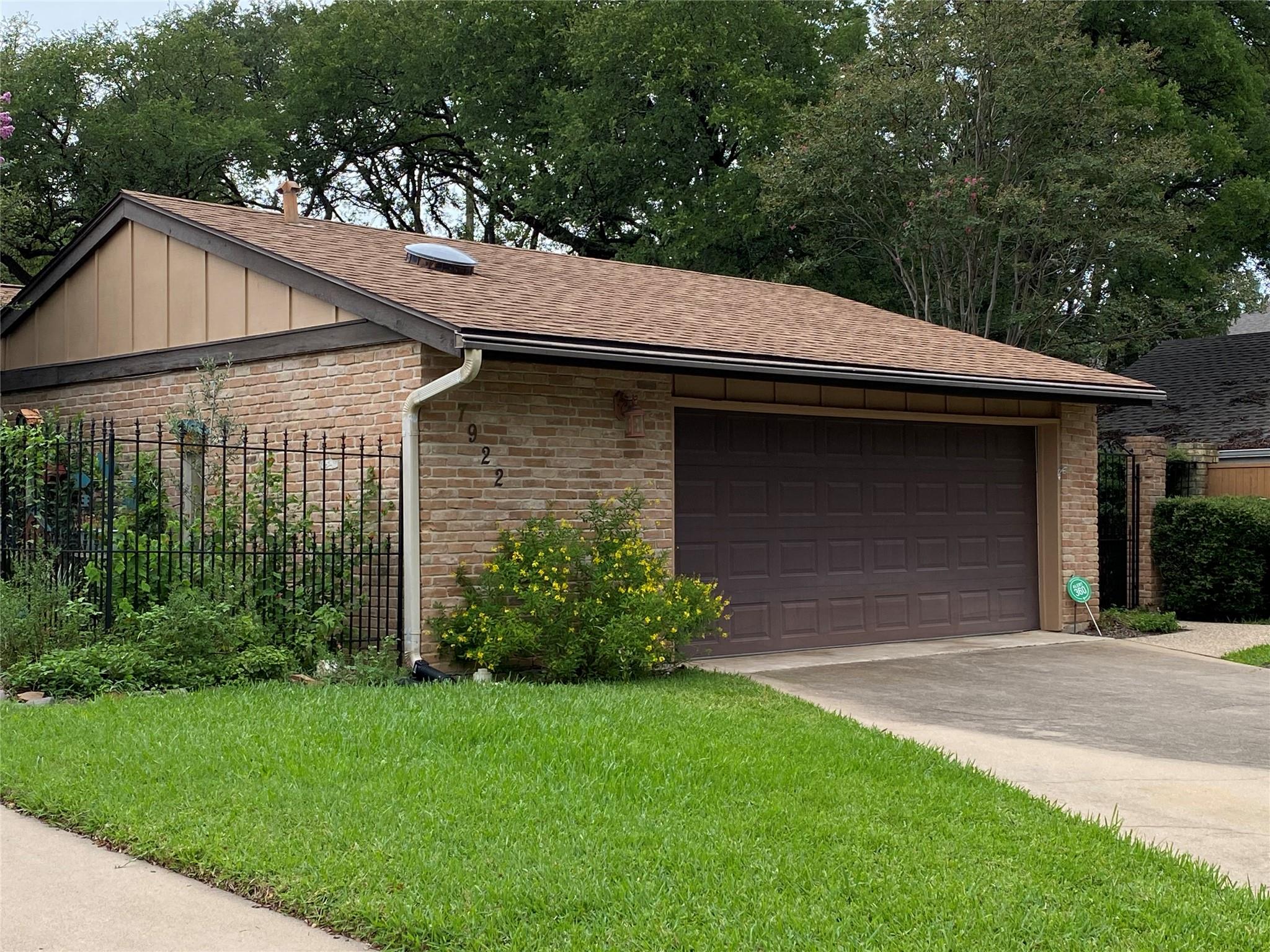 7922 N RIDGELINE, Austin, TX 78731
