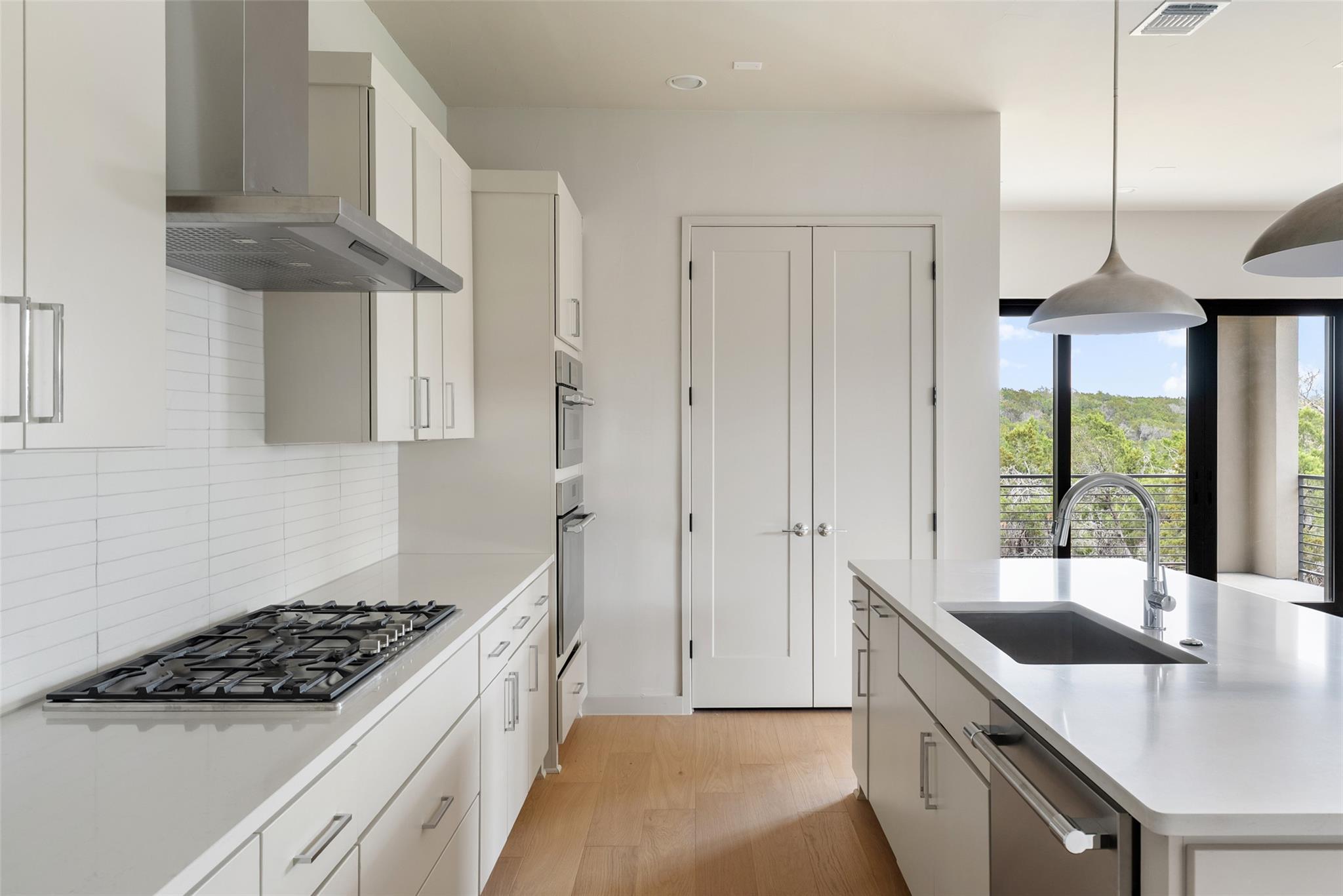 9803 Ribelin Ranch Ct Ct # 15, Austin, TX 78750