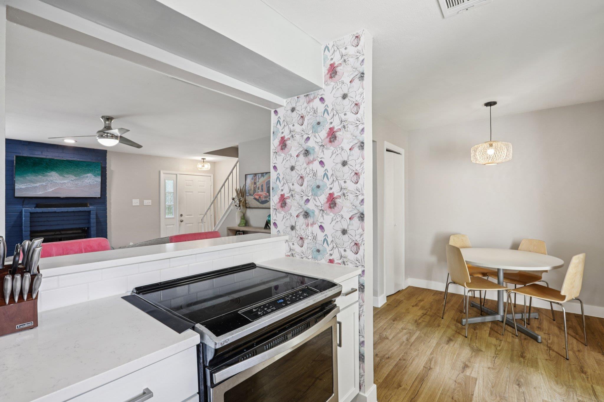 8400 Jamestown Dr # 536, Austin, TX 78758