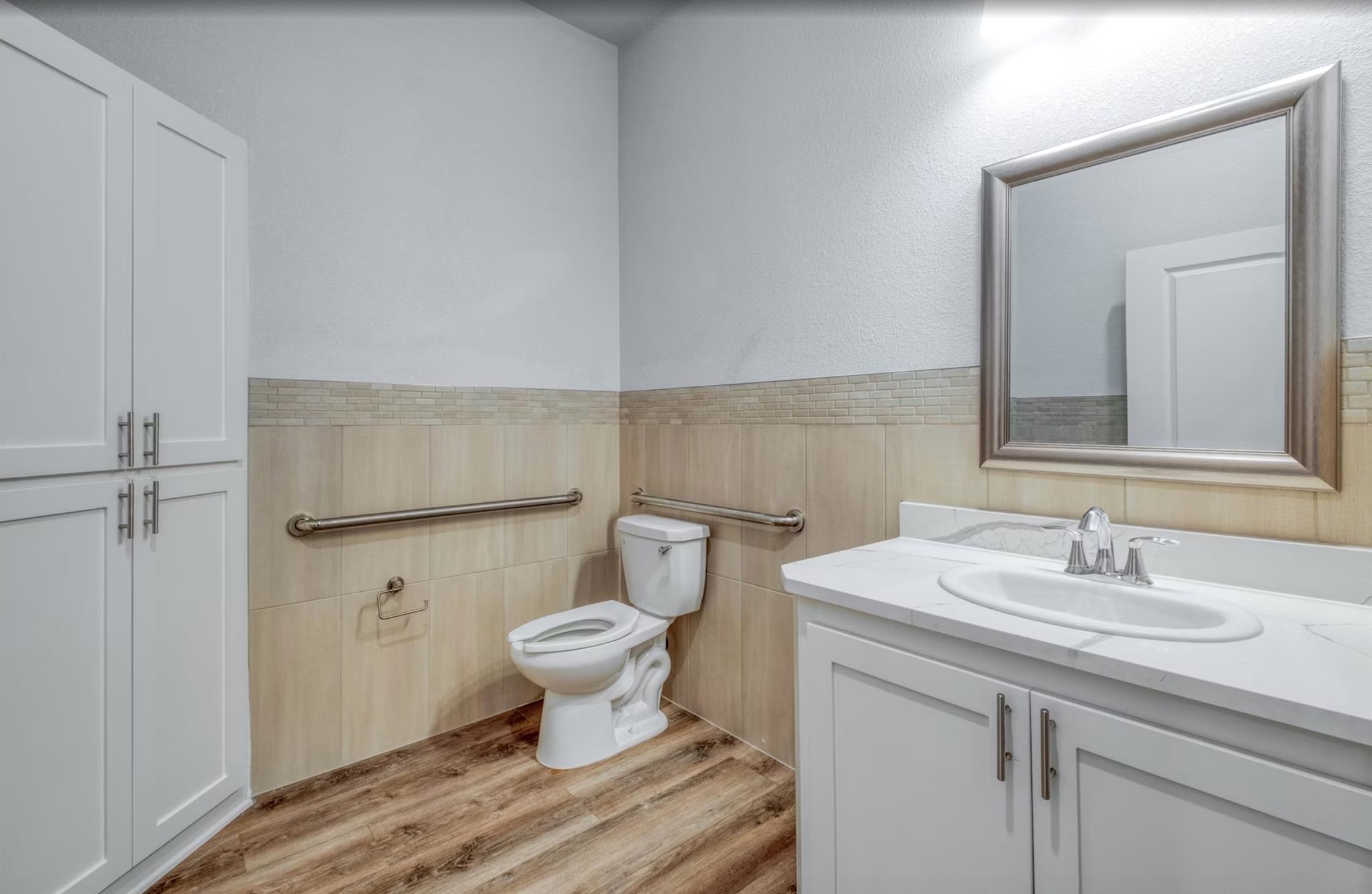 2200 N AW Grimes Blvd # 410, Round Rock, TX 78665