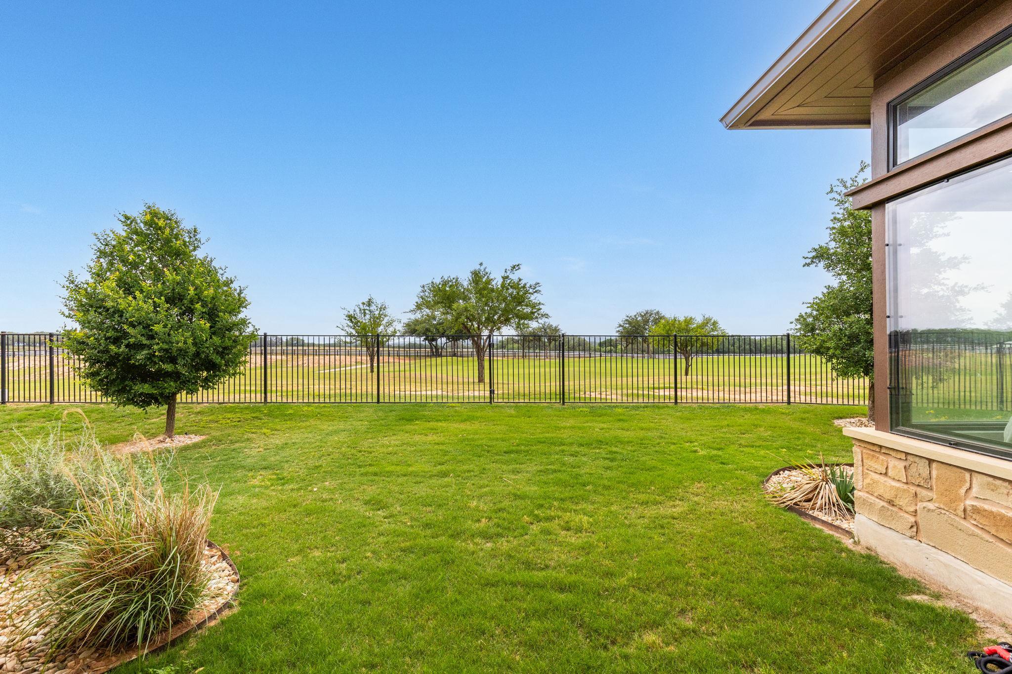 2317 Kahala Sunset Dr, Spicewood, TX 78669