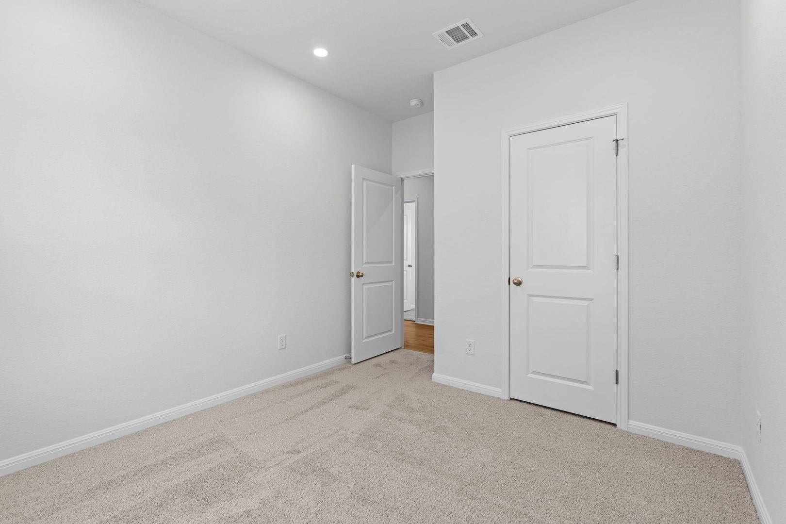 149 Hatari Trl, Jarrell, TX 76537