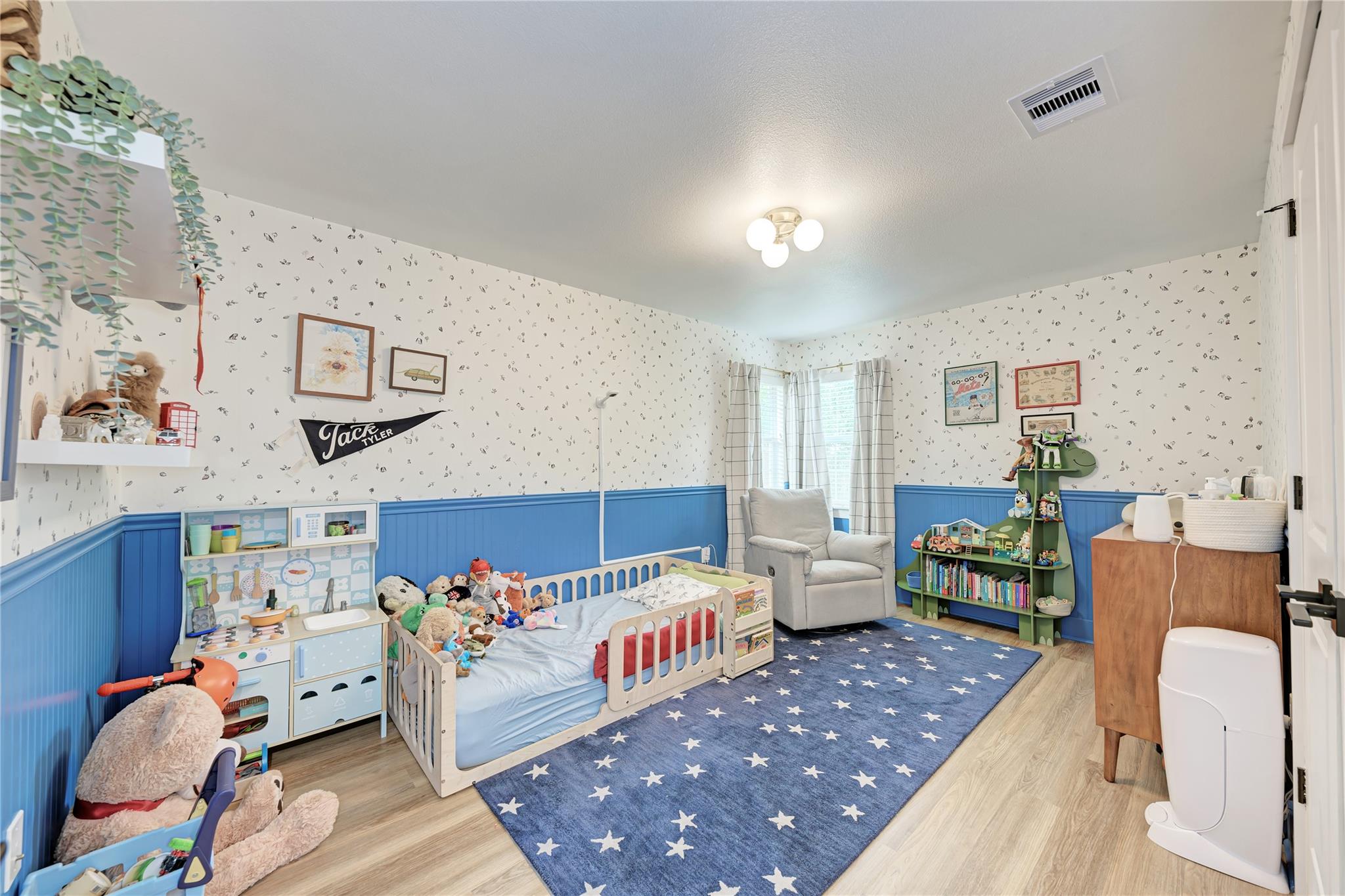 1607 Sweetbriar Ave, Austin, TX 78723