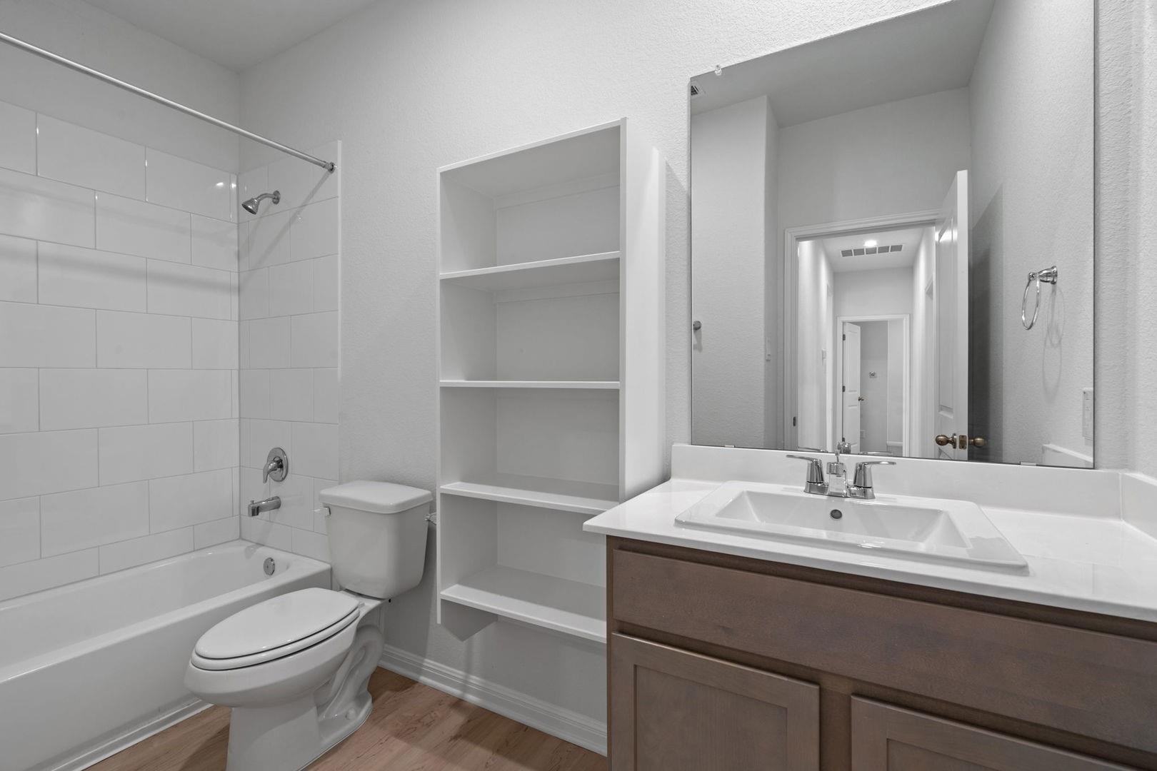 141 Hatari Trl, Jarrell, TX 76537