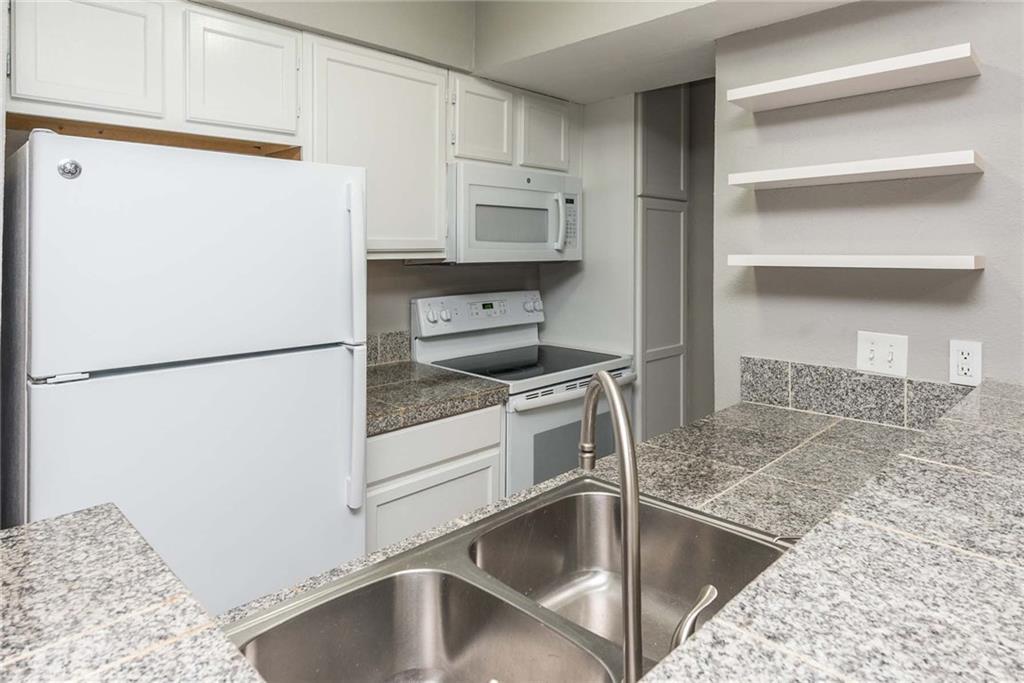 3018 1st St # 109, Austin, TX 78704