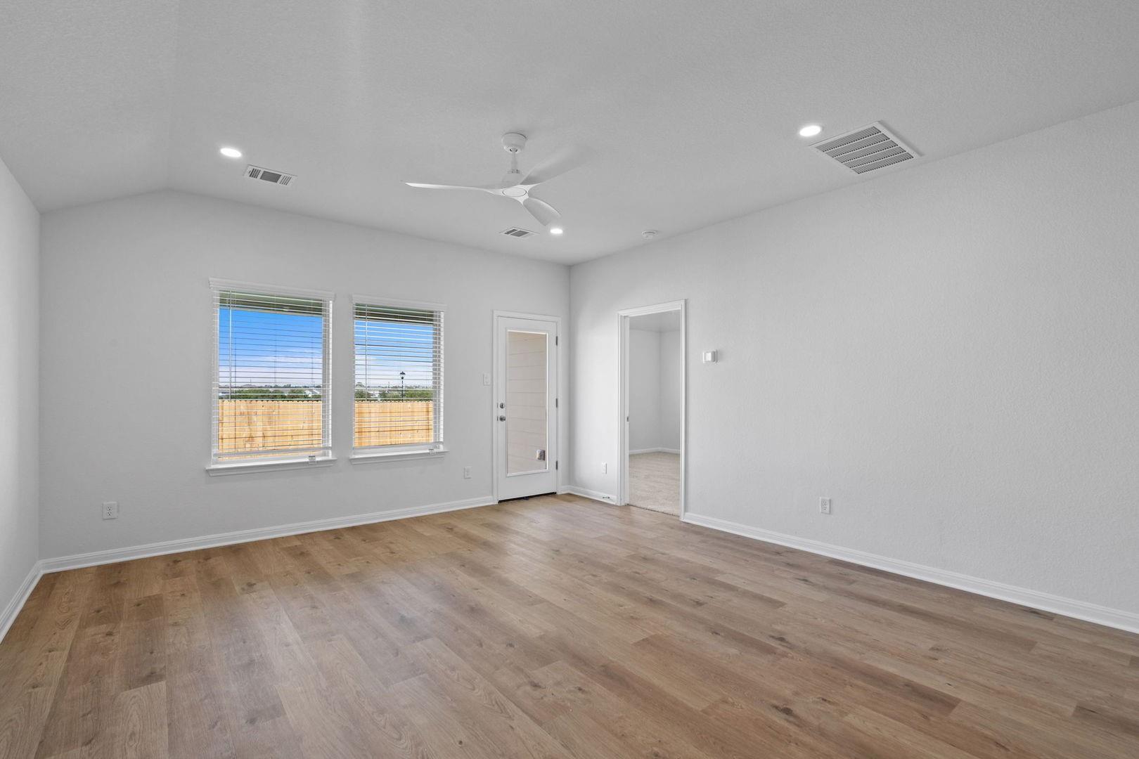 133 Hatari Trl, Jarrell, TX 76537