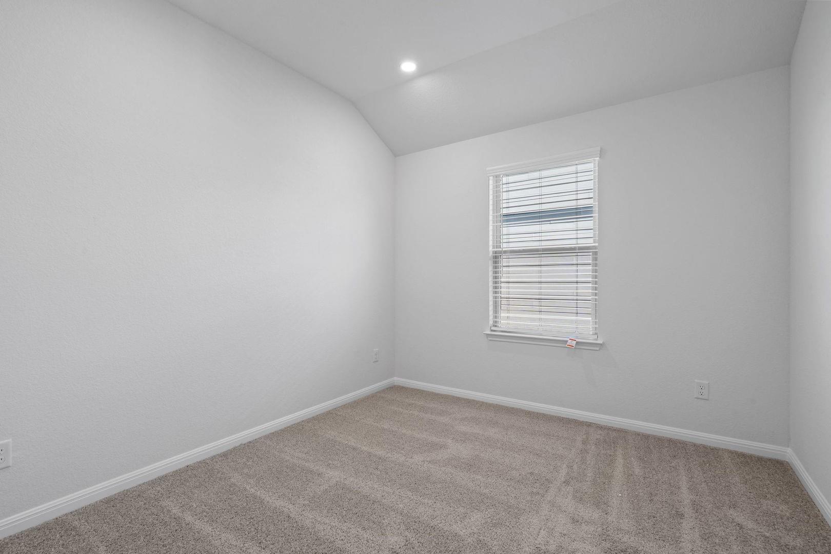 133 Hatari Trl, Jarrell, TX 76537