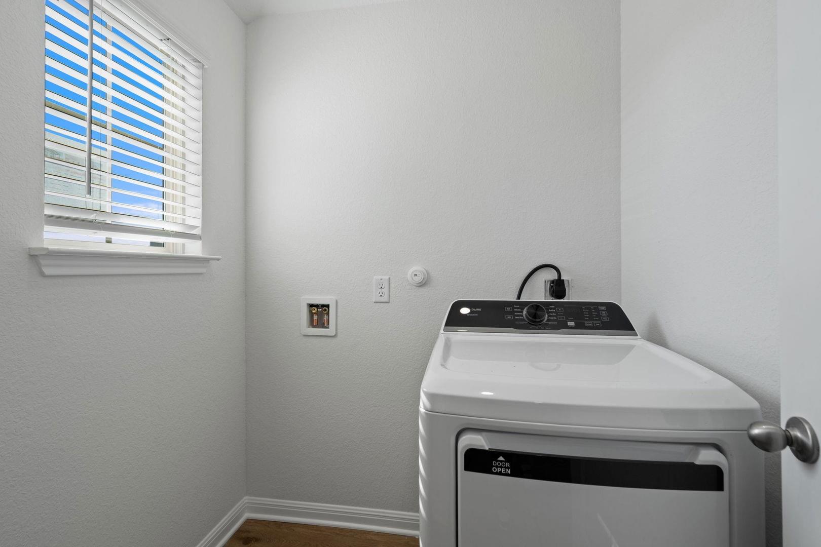 133 Hatari Trl, Jarrell, TX 76537