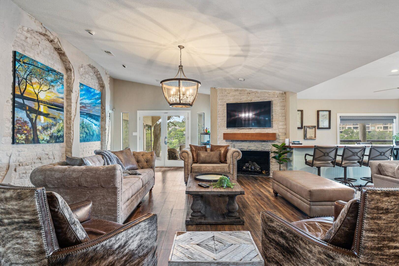 925 Challenger, Lakeway, TX 78734