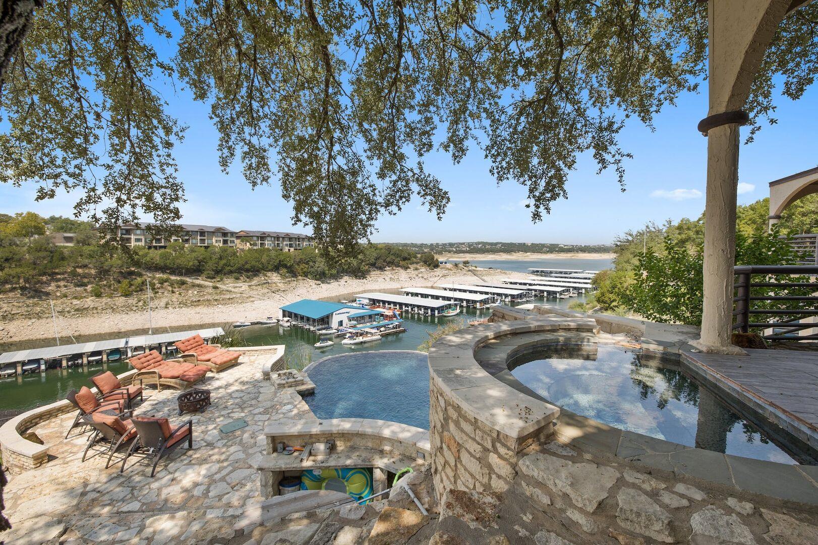 925 Challenger, Lakeway, TX 78734