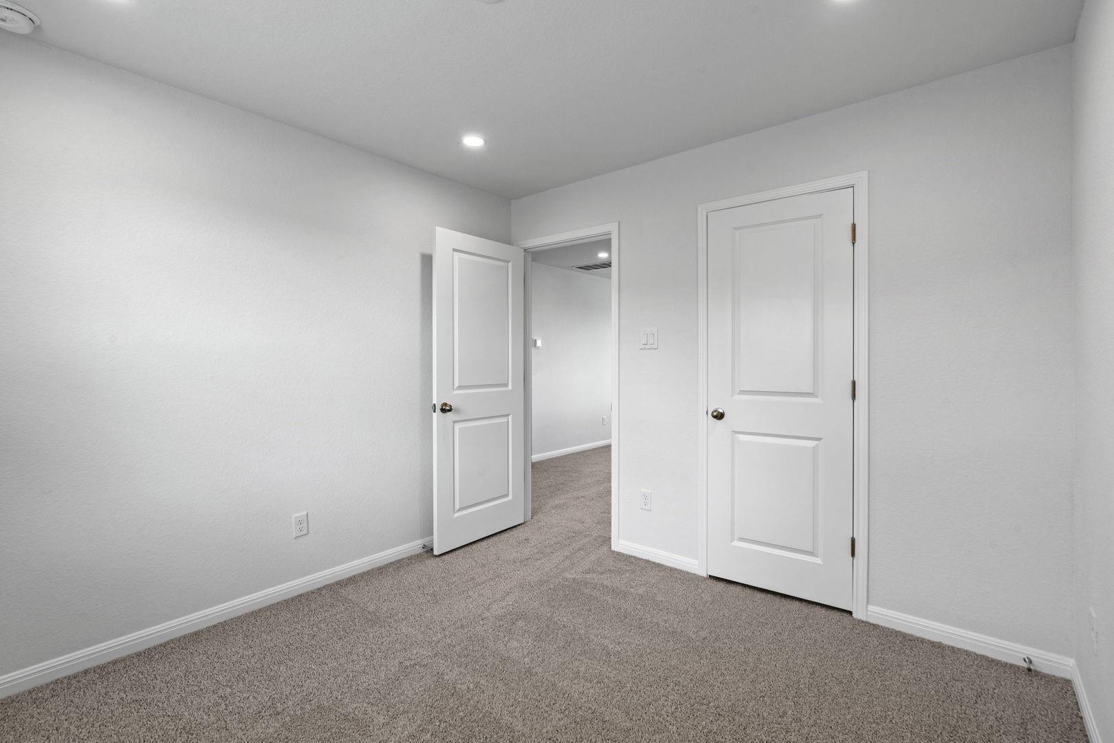 145 Hatari Trl, Jarrell, TX 76537