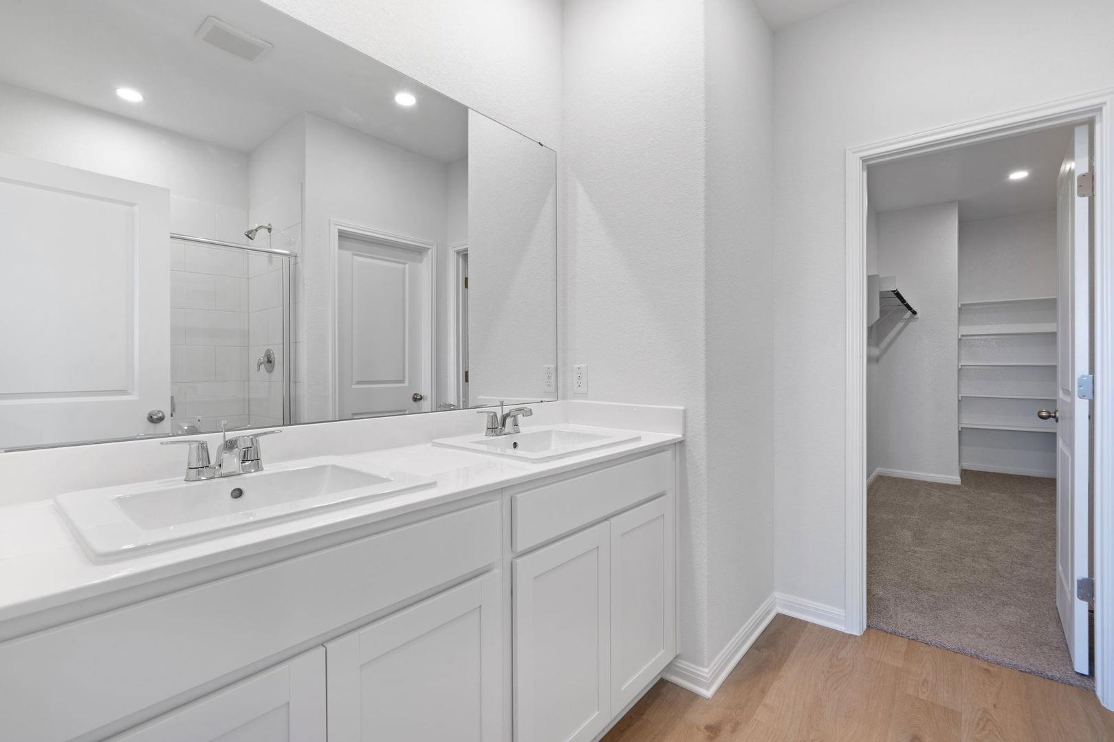 145 Hatari Trl, Jarrell, TX 76537