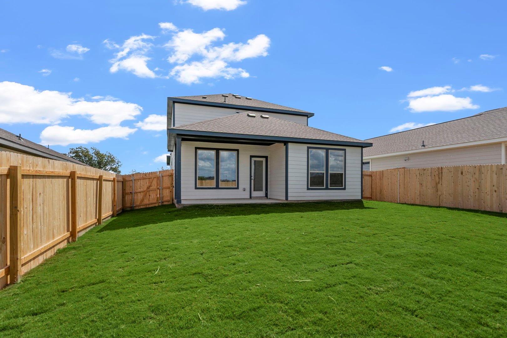 145 Hatari Trl, Jarrell, TX 76537