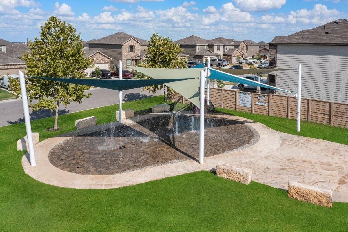 145 Hatari Trl, Jarrell, TX 76537