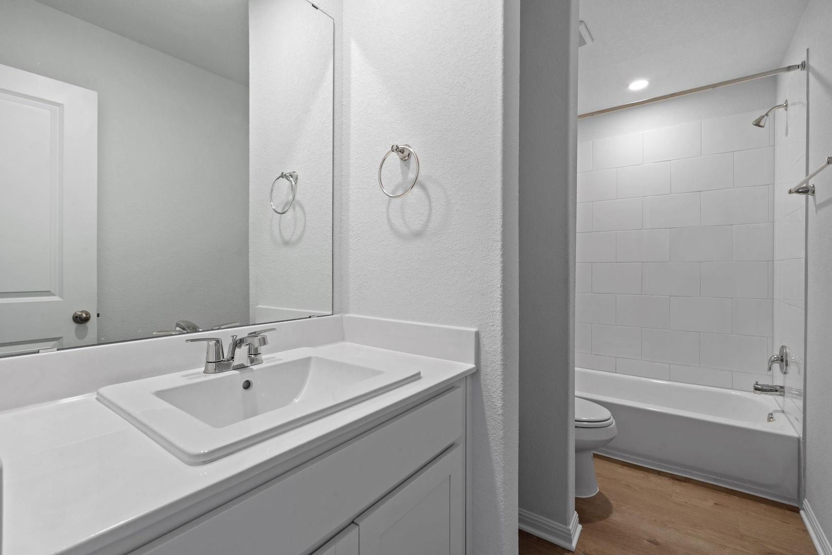 145 Hatari Trl, Jarrell, TX 76537