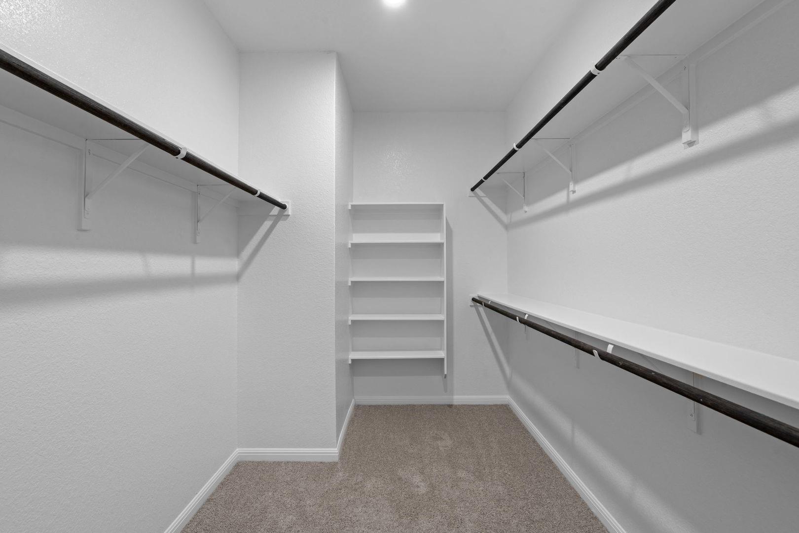 145 Hatari Trl, Jarrell, TX 76537