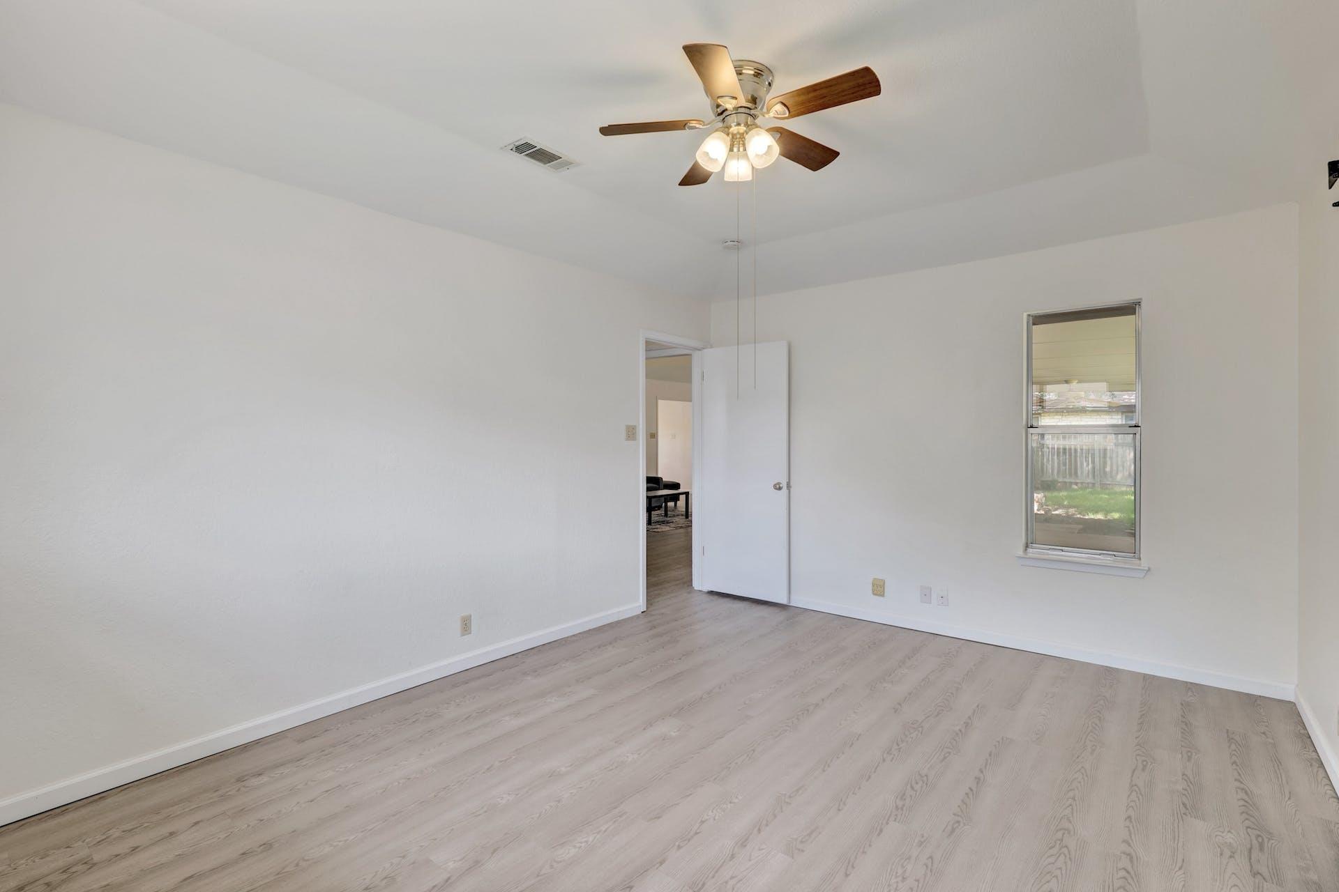 3403 Broken Spoke Trl, Georgetown, TX 78628