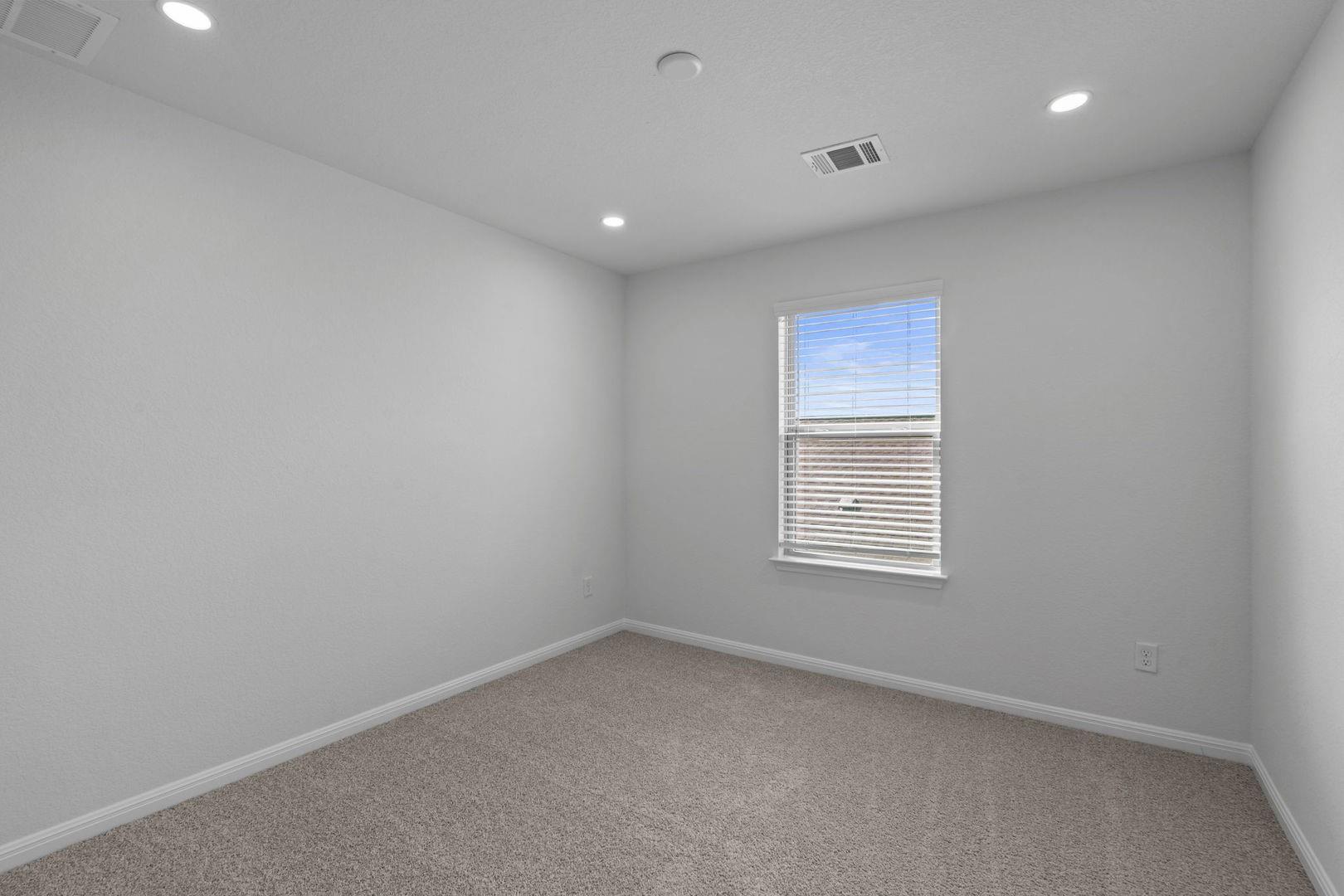 137 Hatari Trl, Jarrell, TX 76537