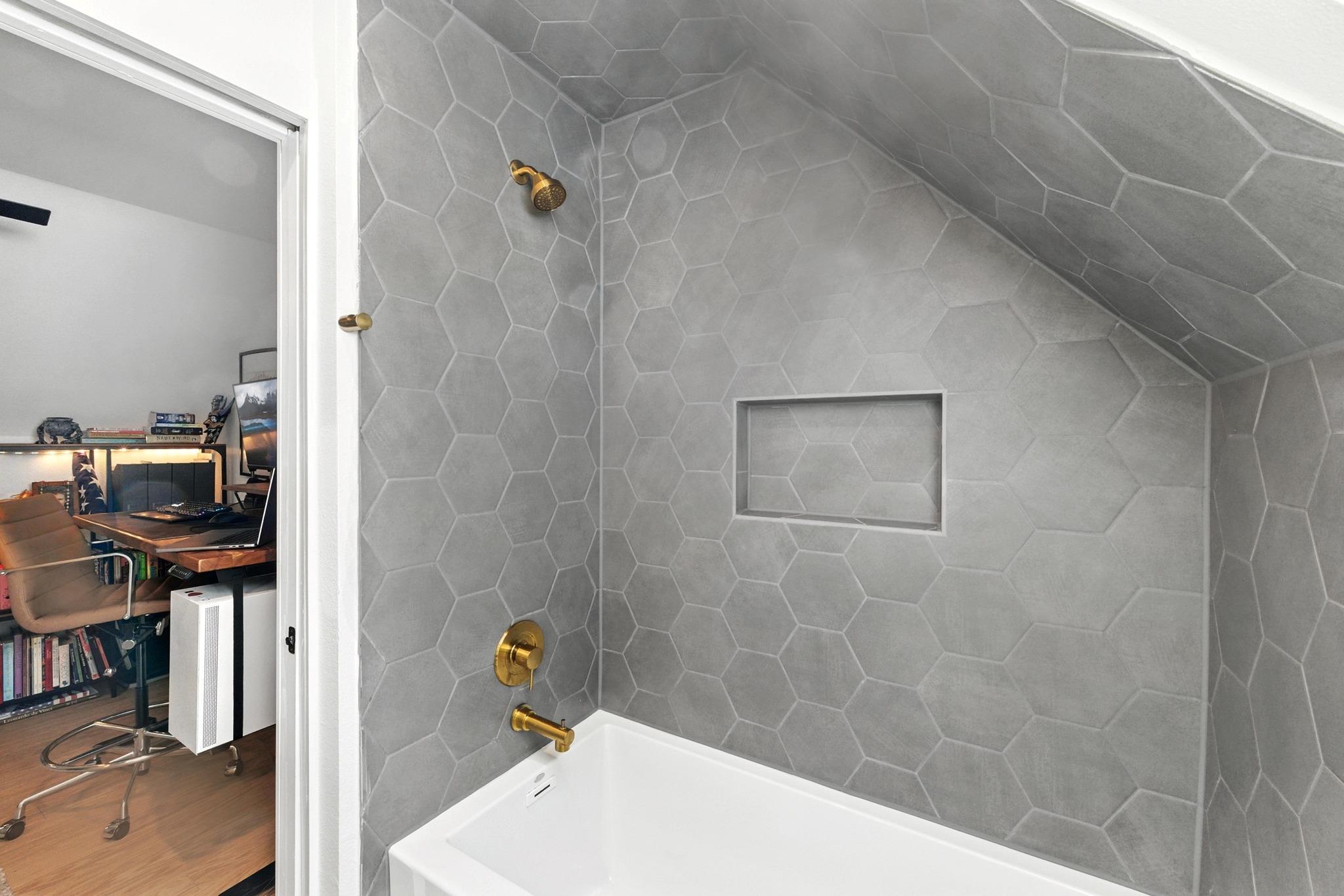 4614 Englewood Dr # 2, Austin, TX 78745