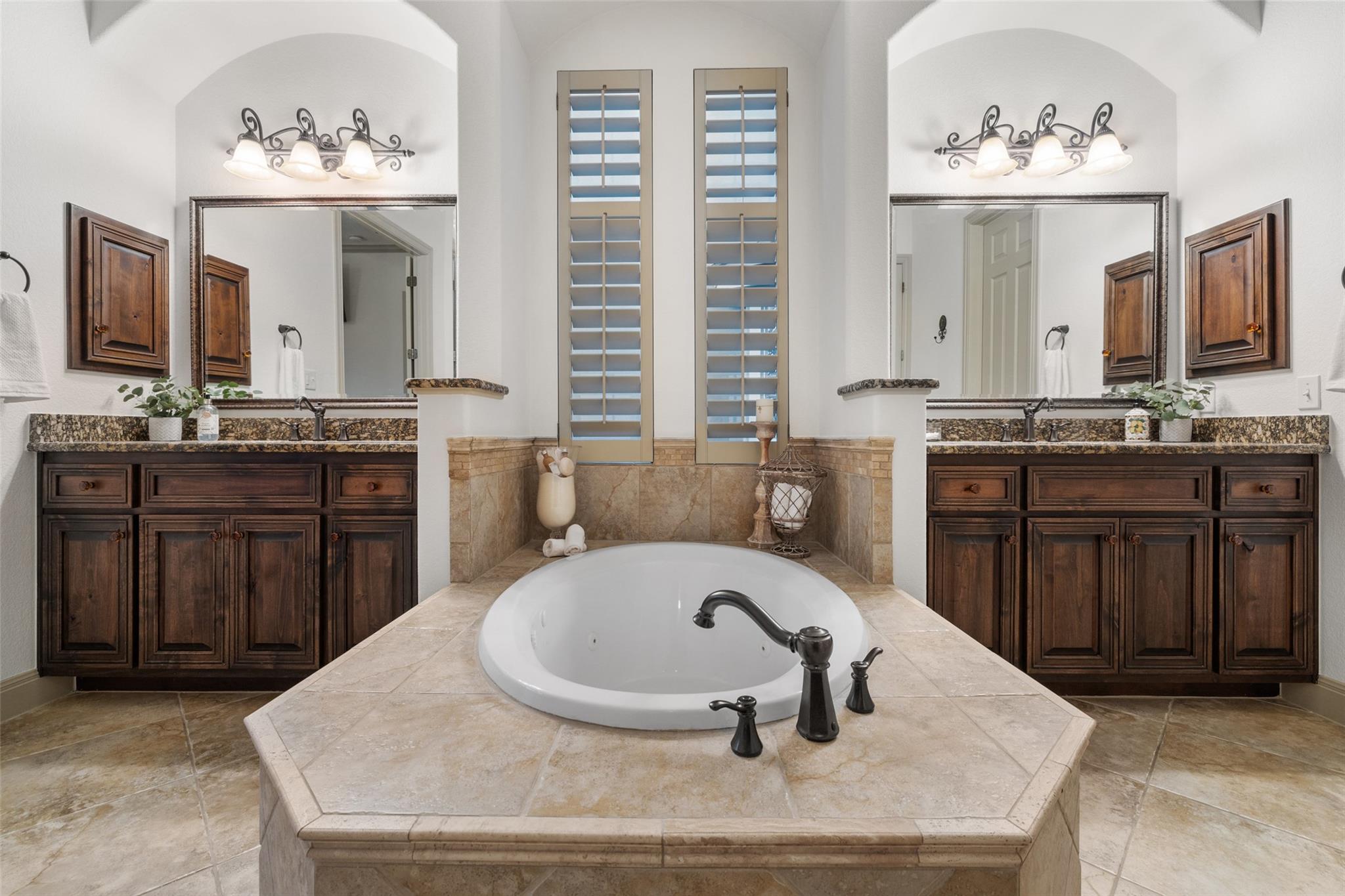 4105 Vail Dv, Austin, TX 78738