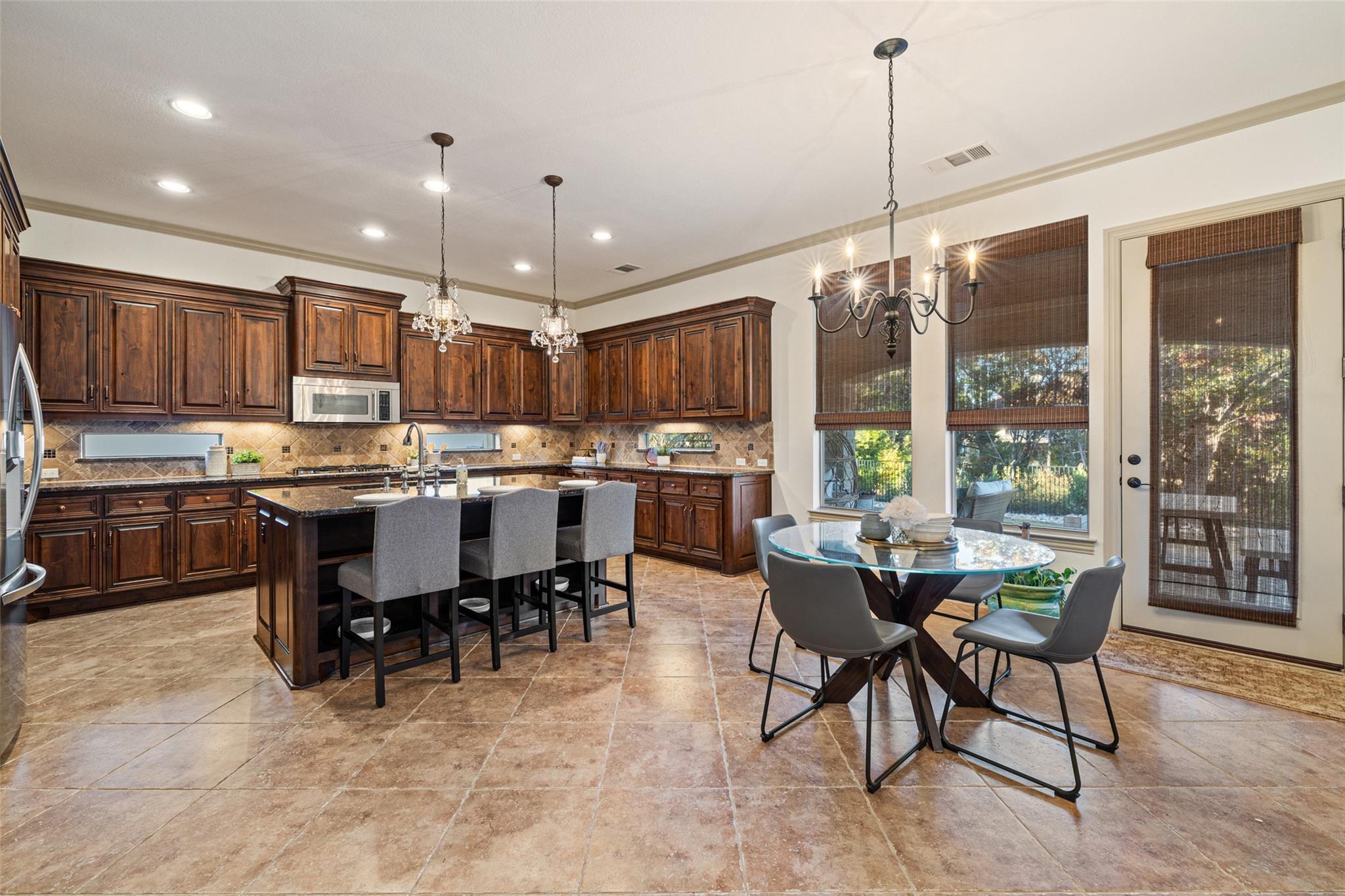 4105 Vail Dv, Austin, TX 78738
