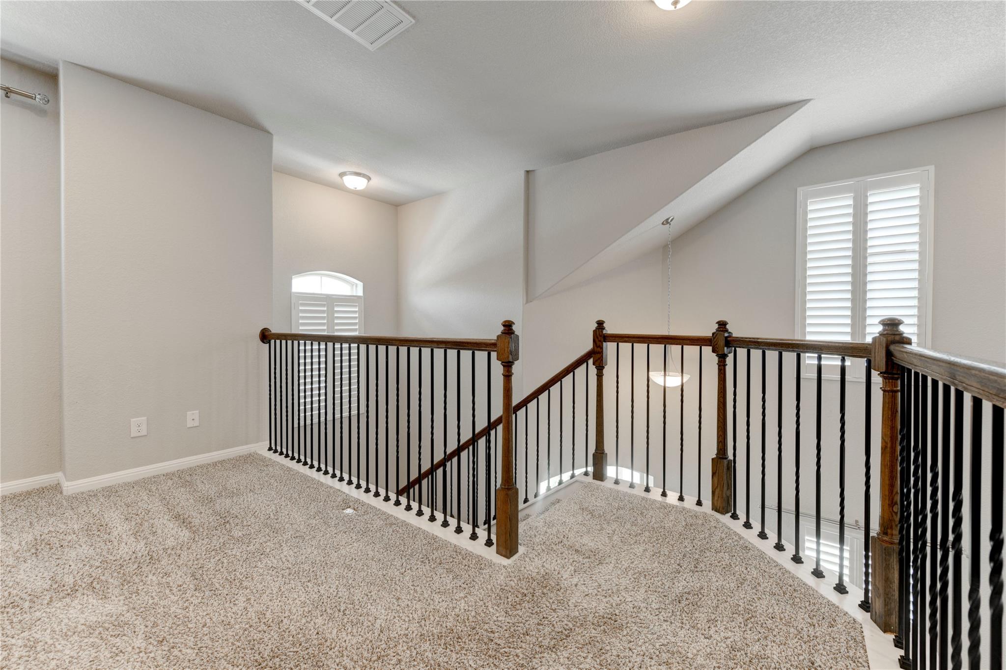 153 Nogalito Way, Leander, TX 78641