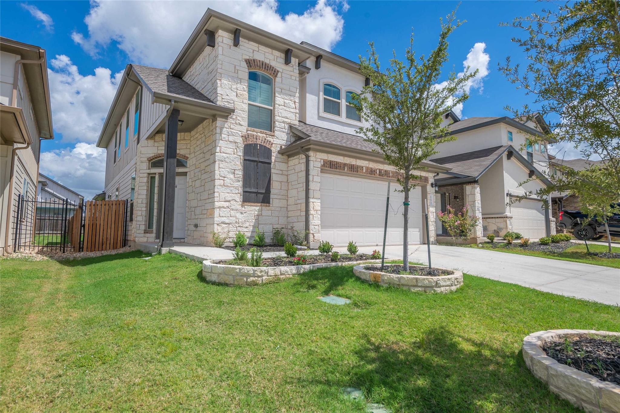 153 Nogalito Way, Leander, TX 78641