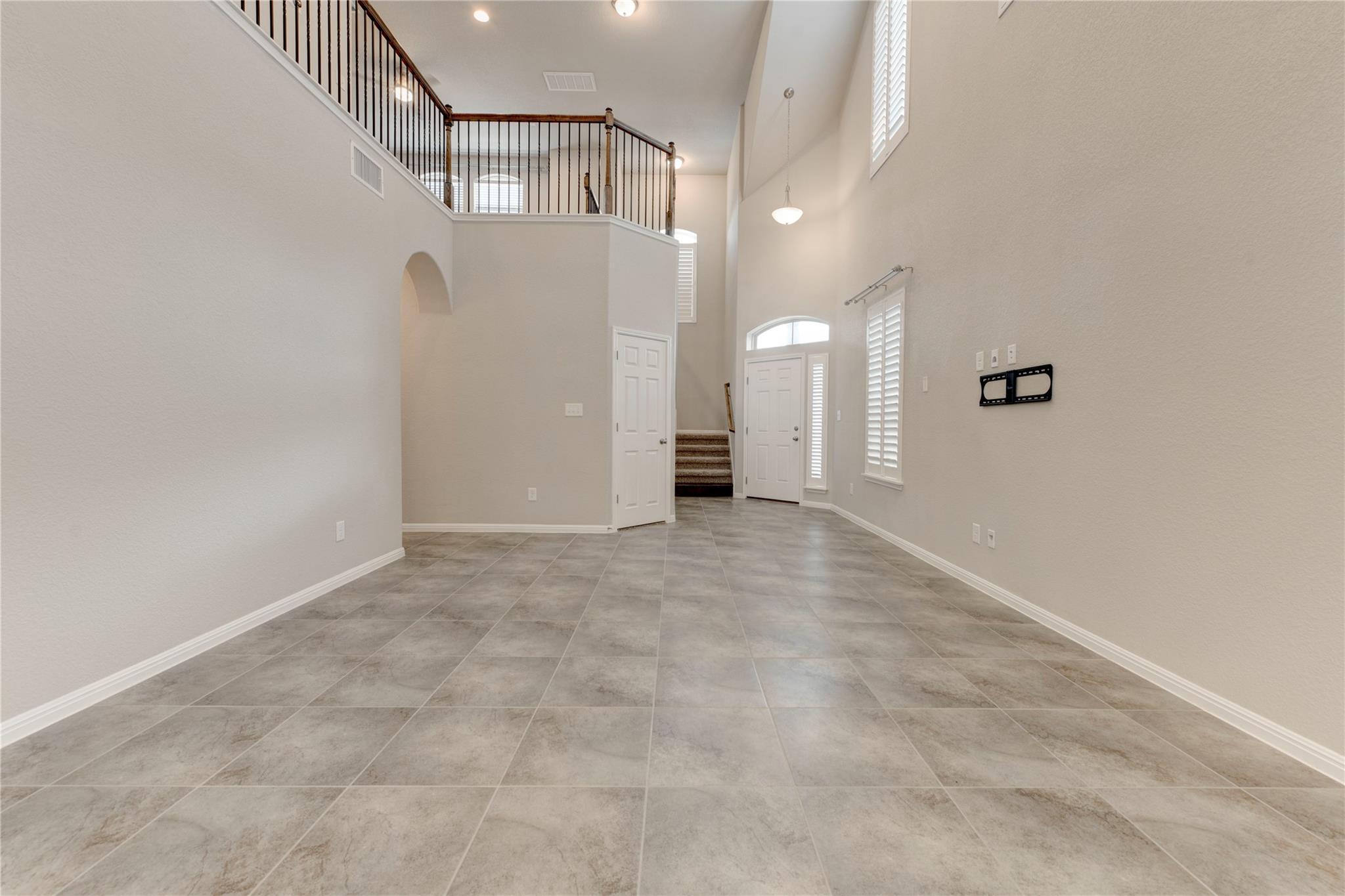 153 Nogalito Way, Leander, TX 78641