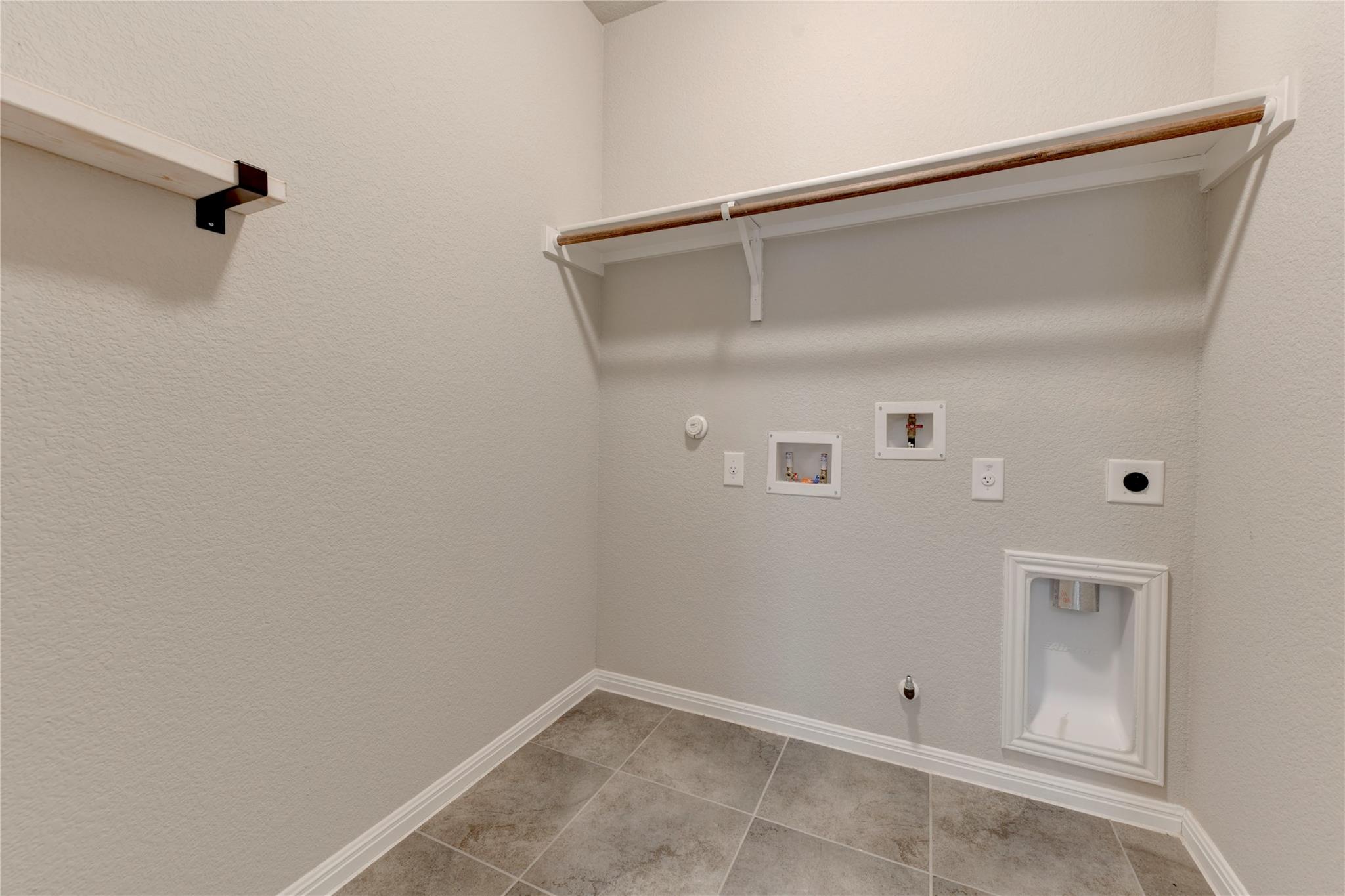 153 Nogalito Way, Leander, TX 78641