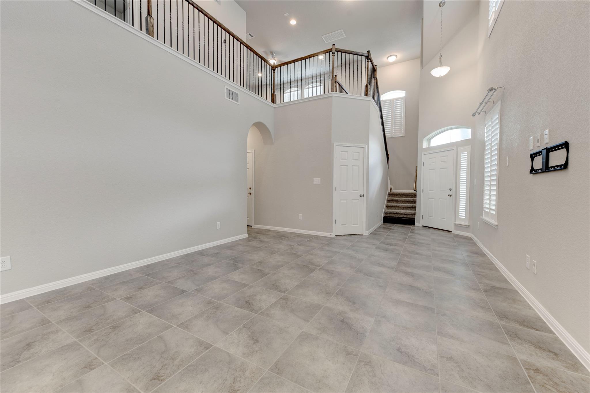 153 Nogalito Way, Leander, TX 78641
