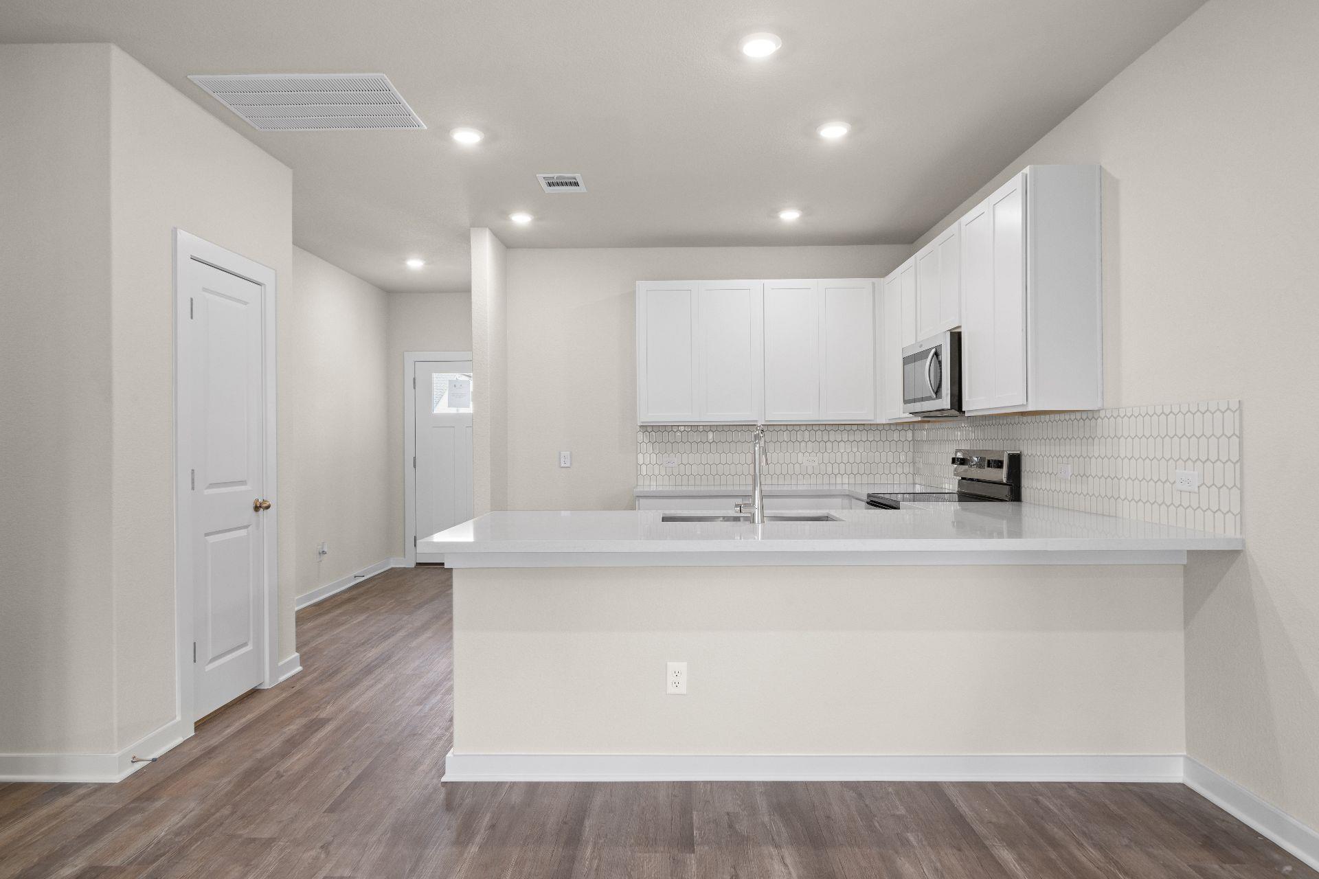 260 Little Green Trl, Jarrell, TX 76537