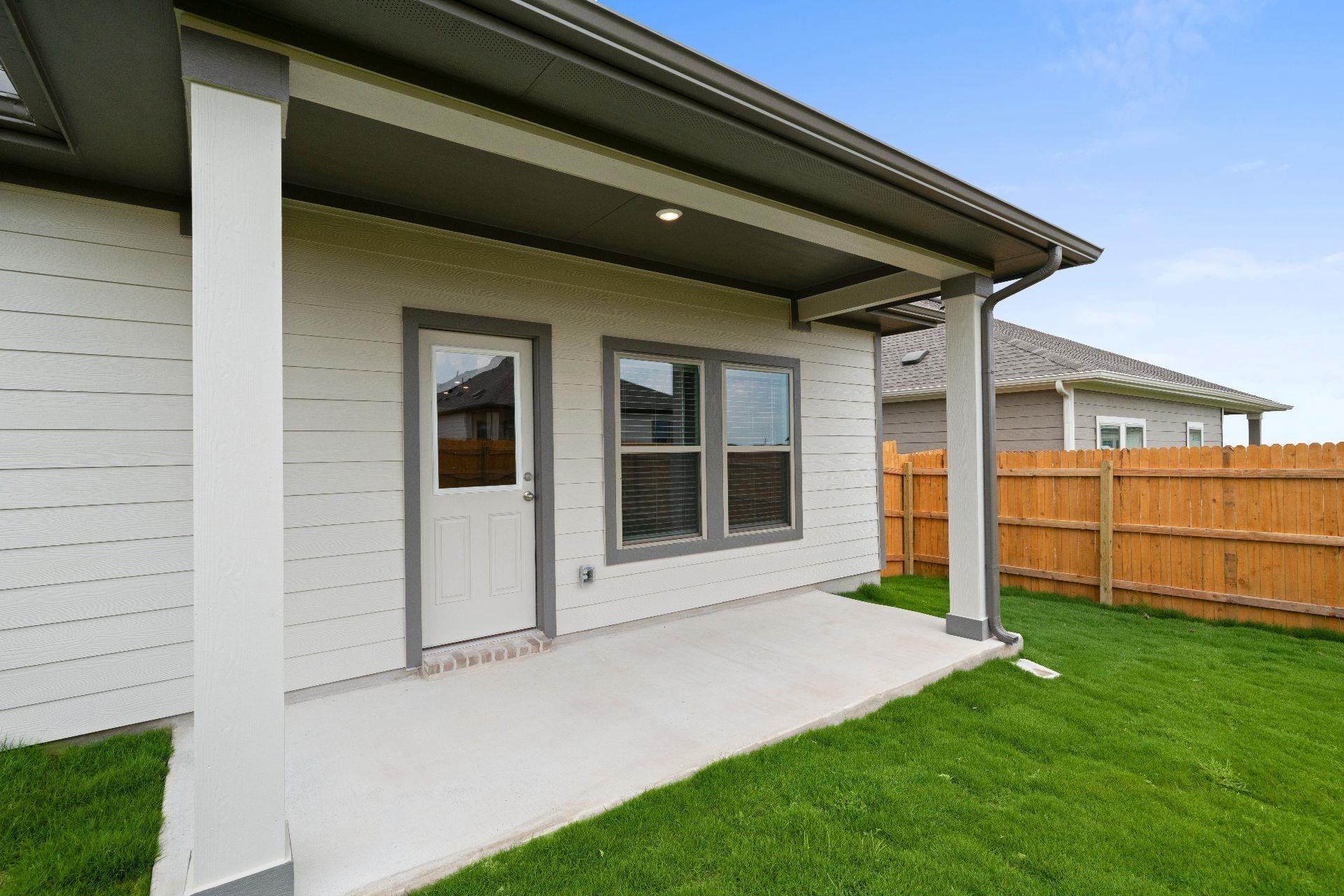 260 Little Green Trl, Jarrell, TX 76537