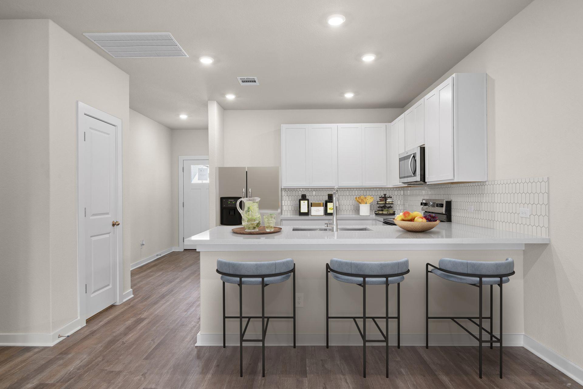 260 Little Green Trl, Jarrell, TX 76537