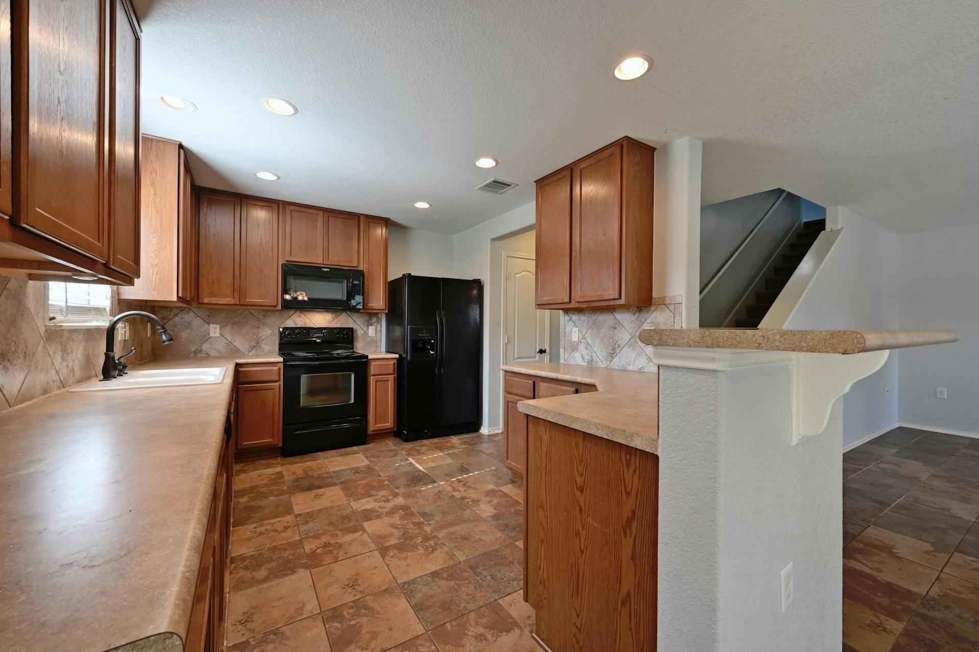 8901 Cornish Hen Cv, Austin, TX 78747