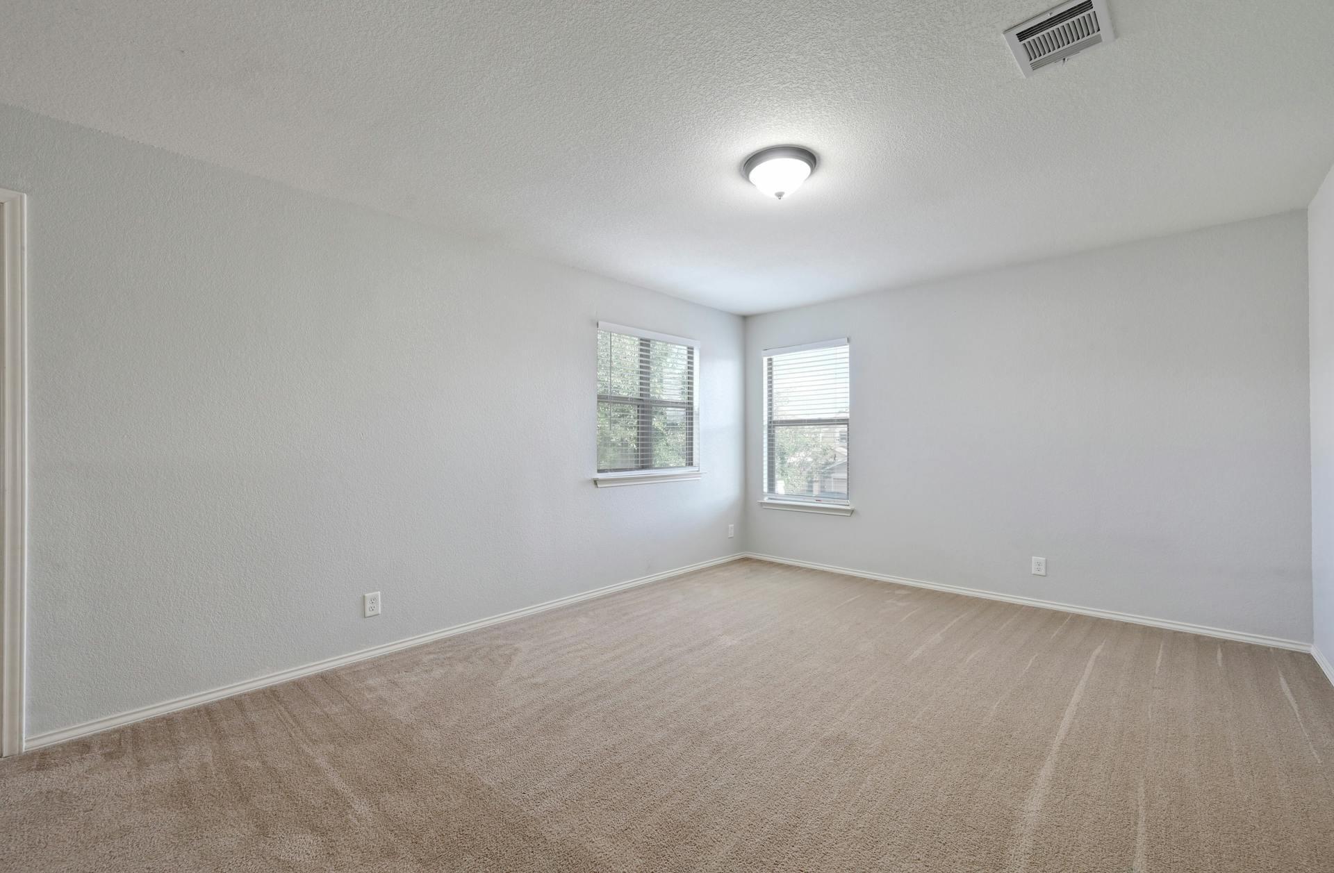 8901 Cornish Hen Cv, Austin, TX 78747