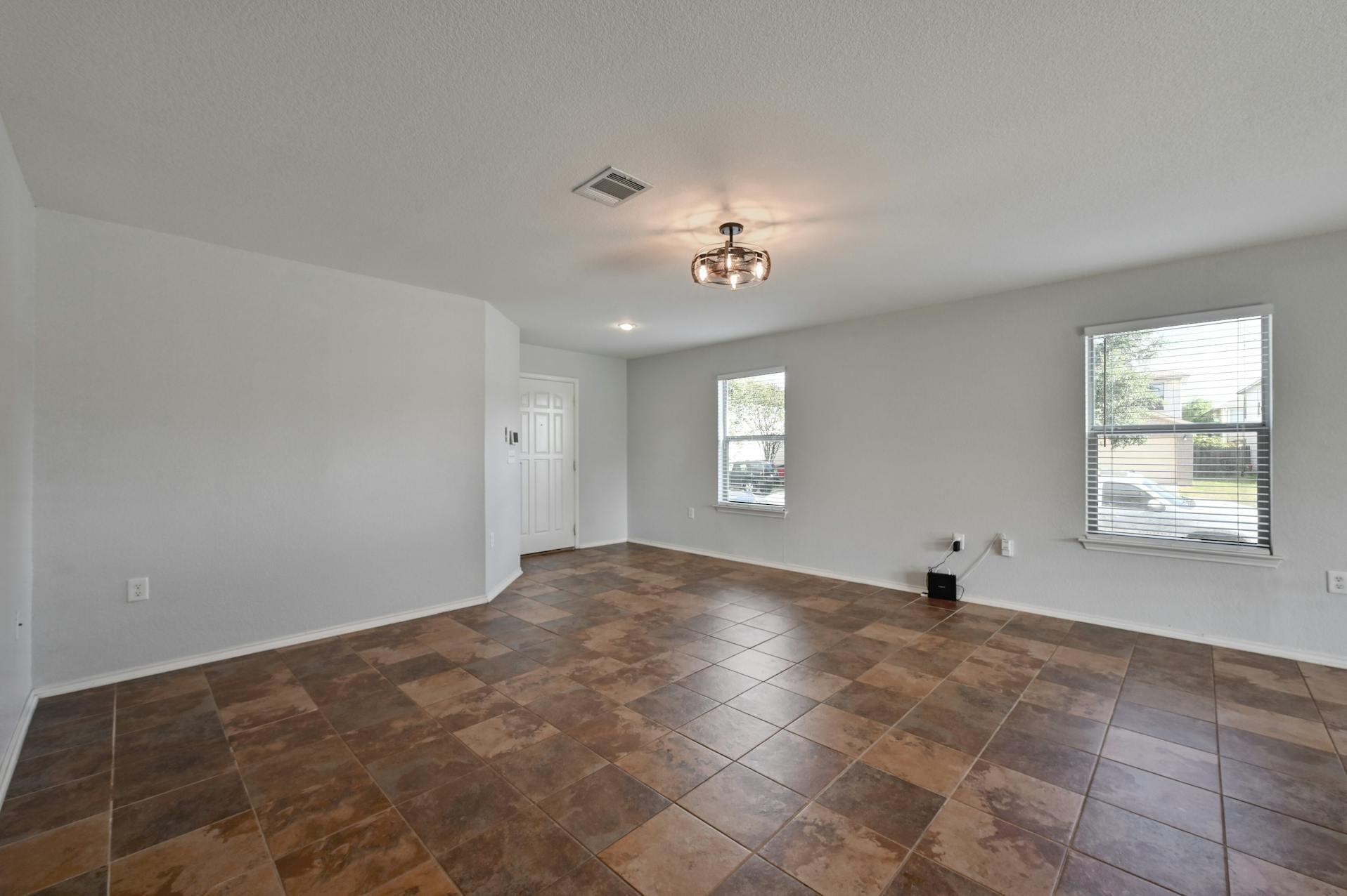 8901 Cornish Hen Cv, Austin, TX 78747