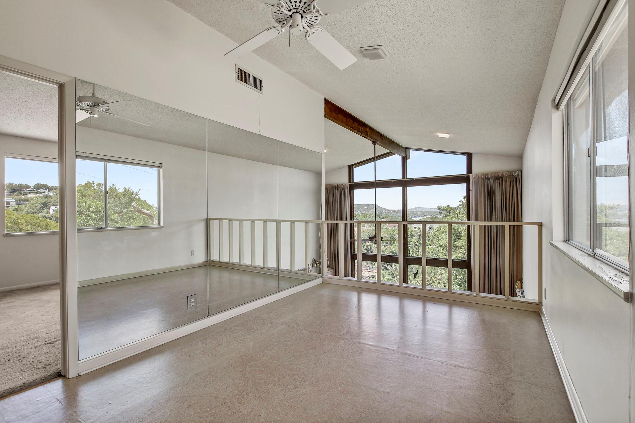 203 Ridgewood Rd, Austin, TX 78746