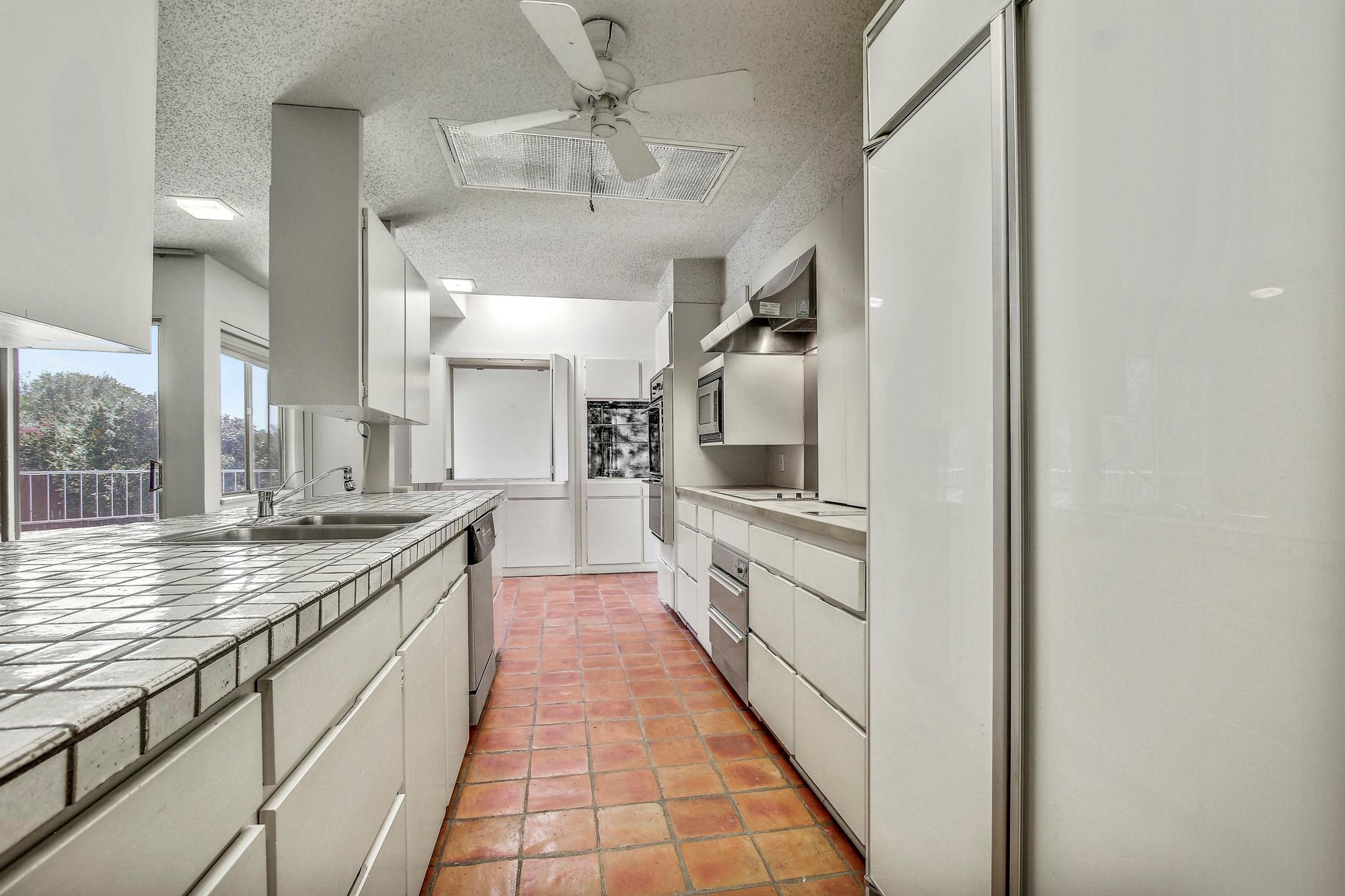 203 Ridgewood Rd, Austin, TX 78746
