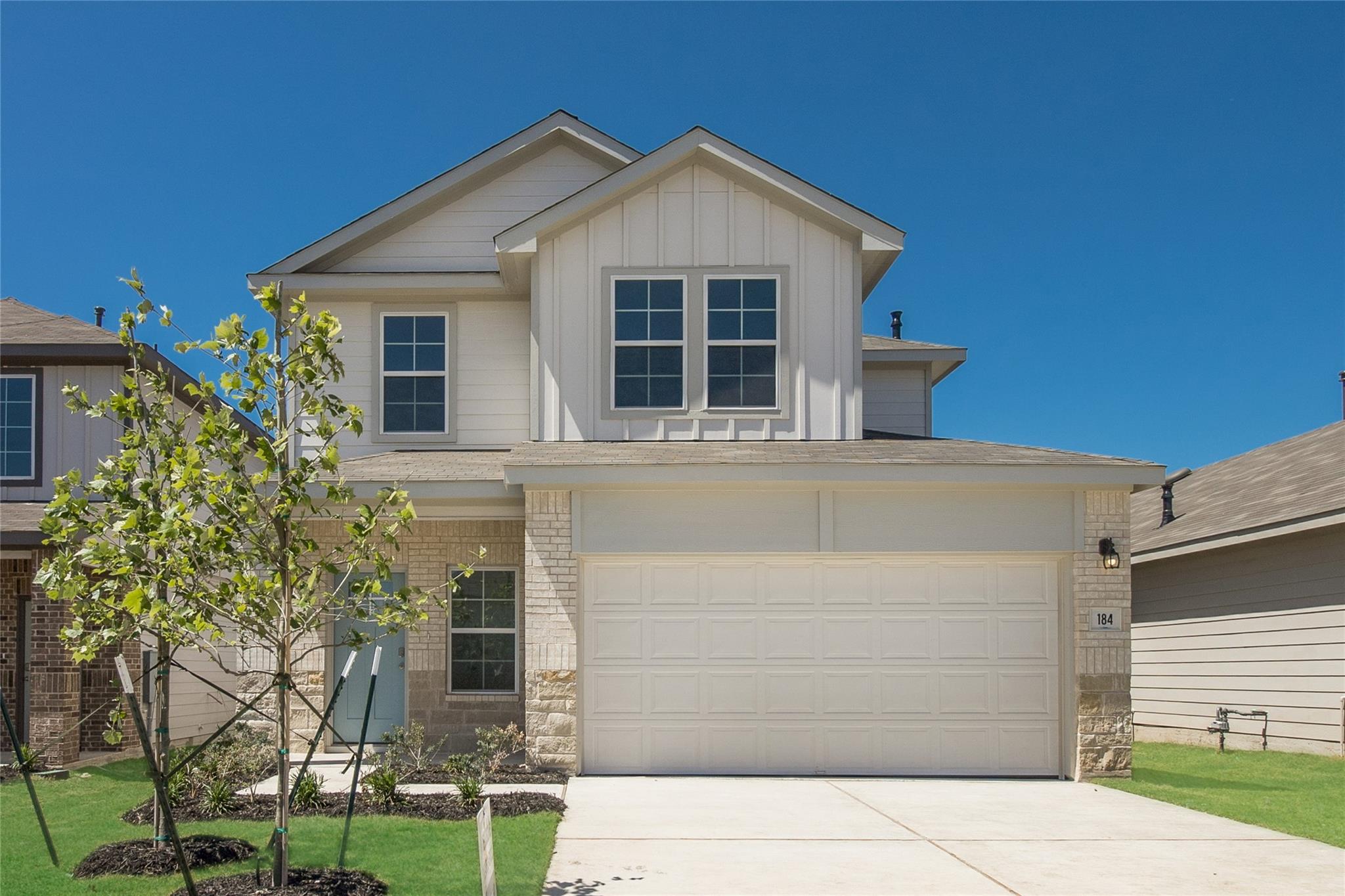 411 Mustang Lake Cir, Buda, TX 78610