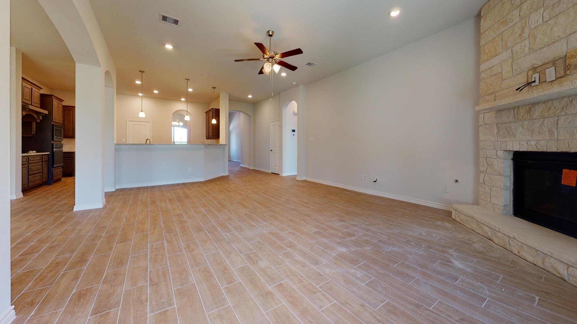14089 Carsten Loop, Salado, TX 76571