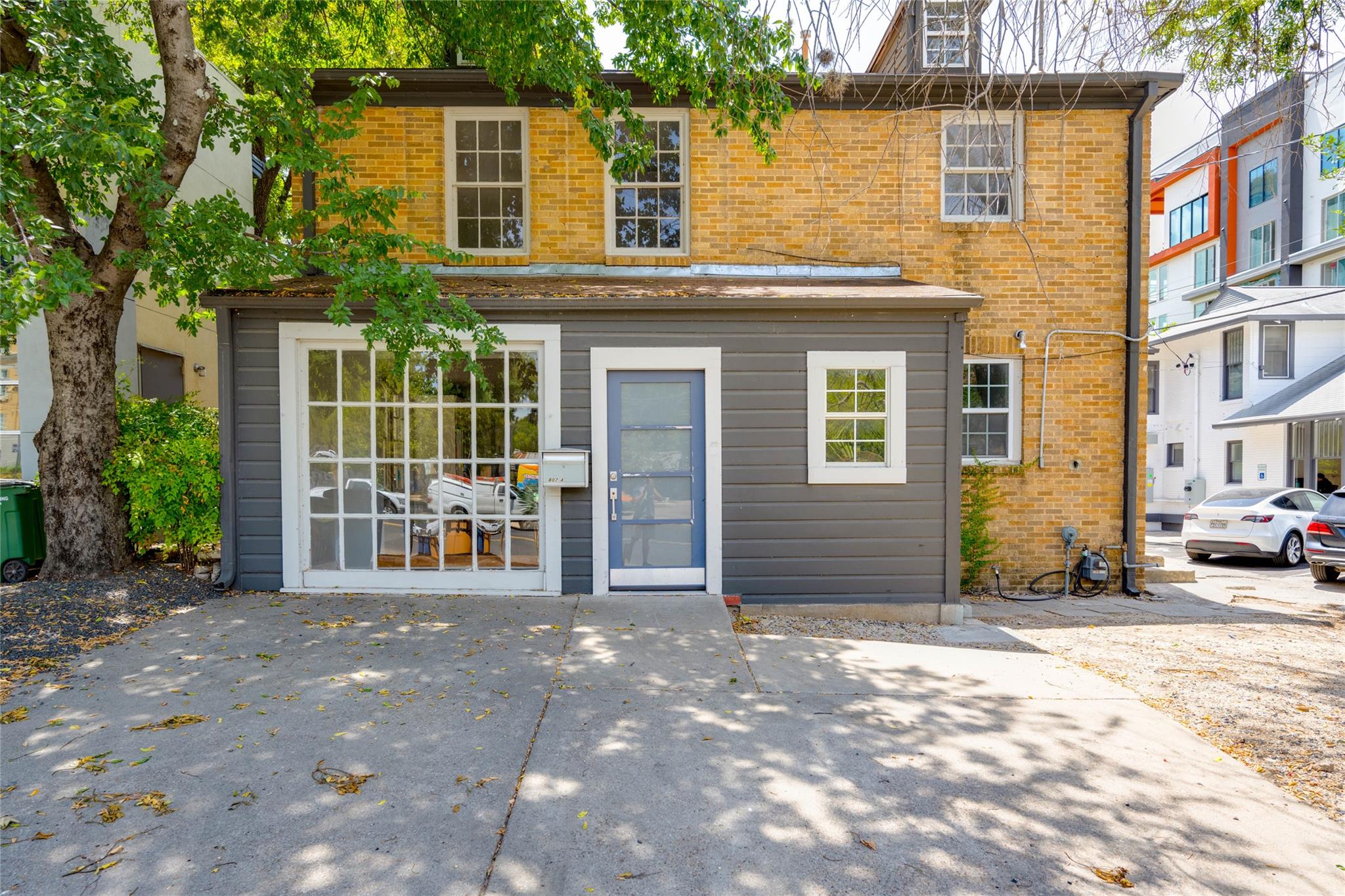 807 W 12th St # B, Austin, TX 78701