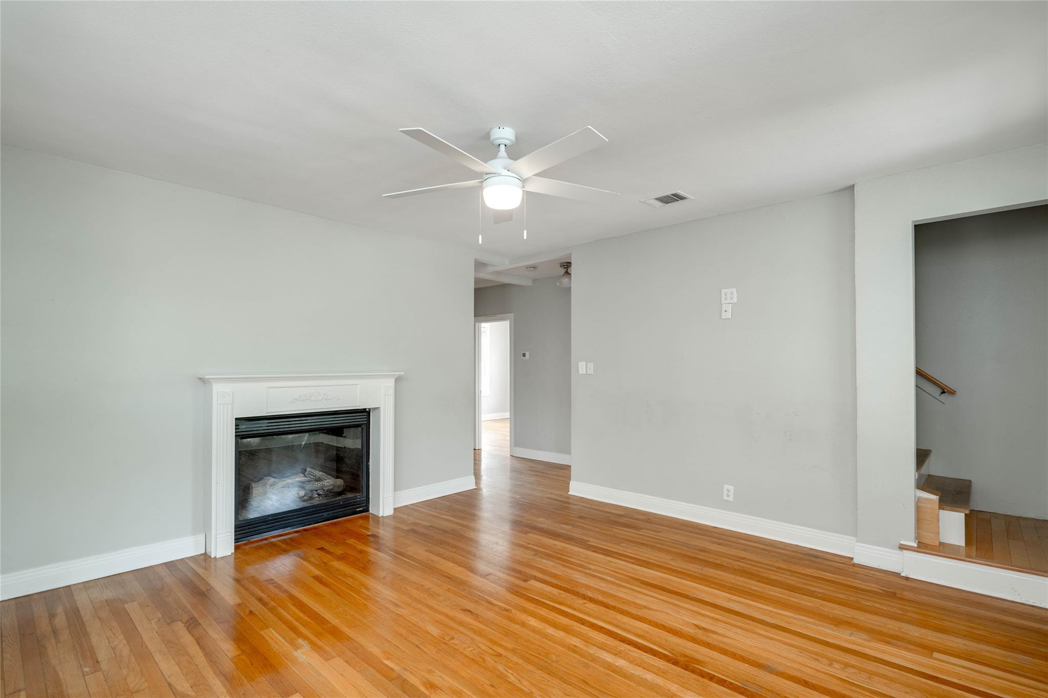 807 W 12th St # B, Austin, TX 78701