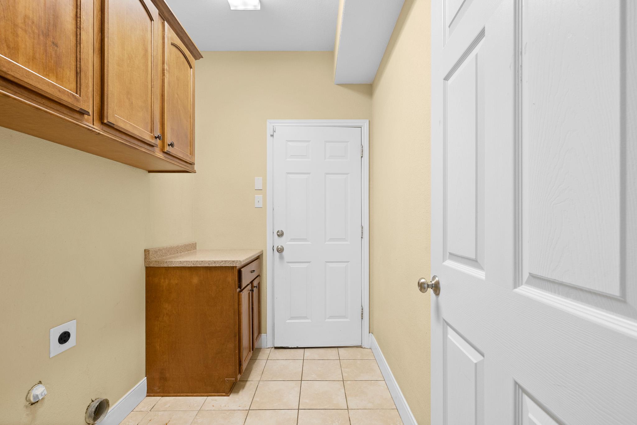 929 N Horton St, La Grange, TX 78945