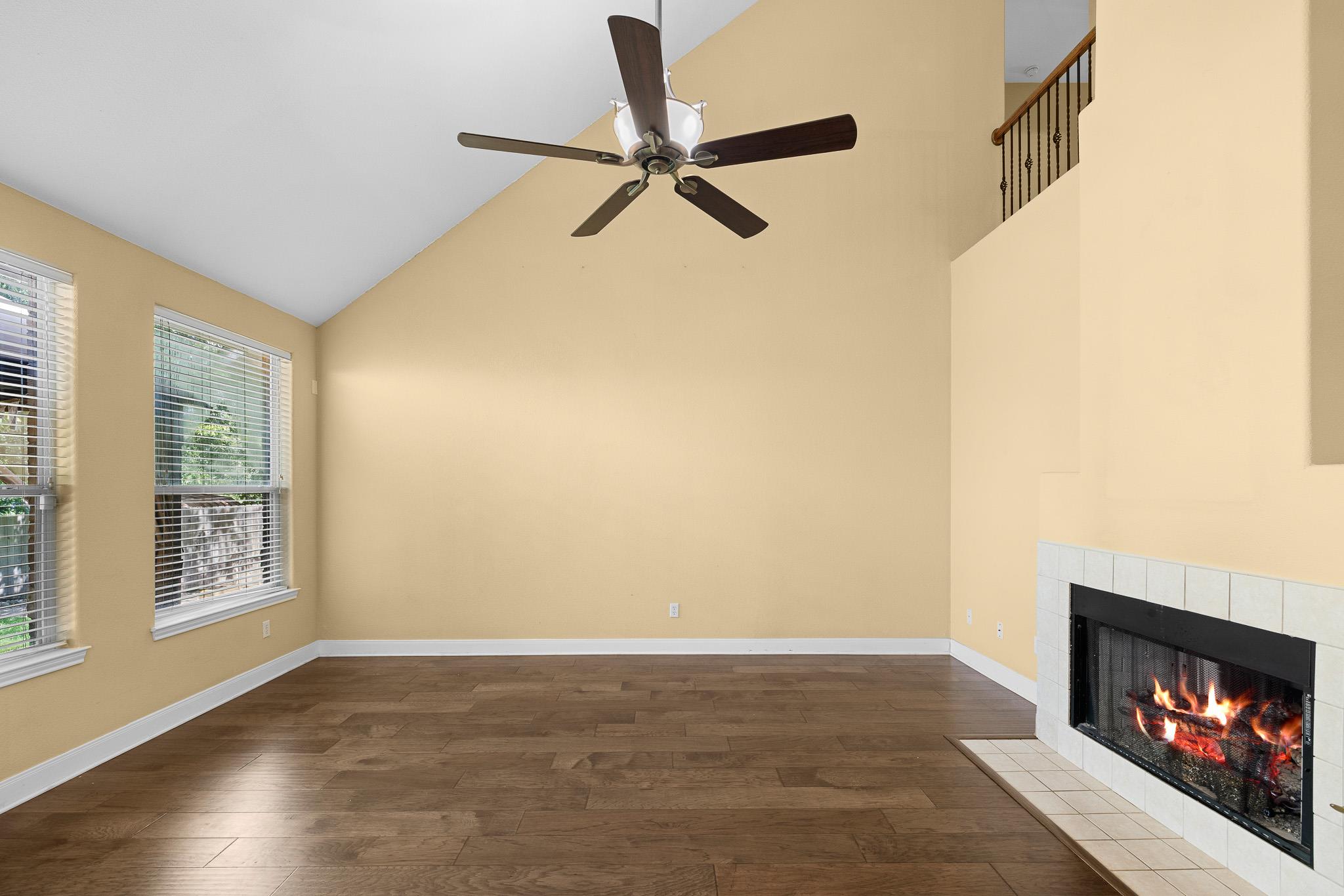 929 N Horton St, La Grange, TX 78945