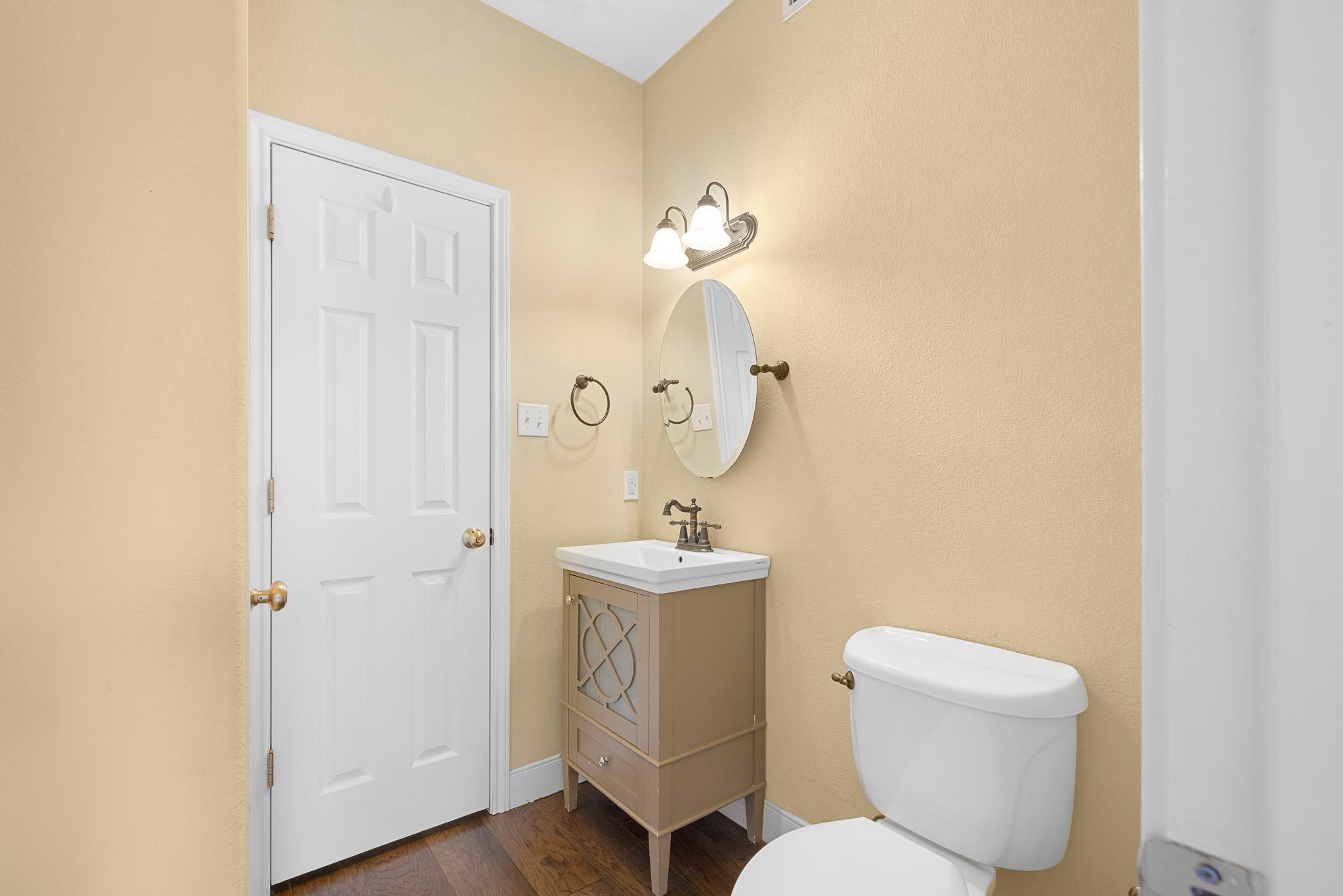 929 N Horton St, La Grange, TX 78945