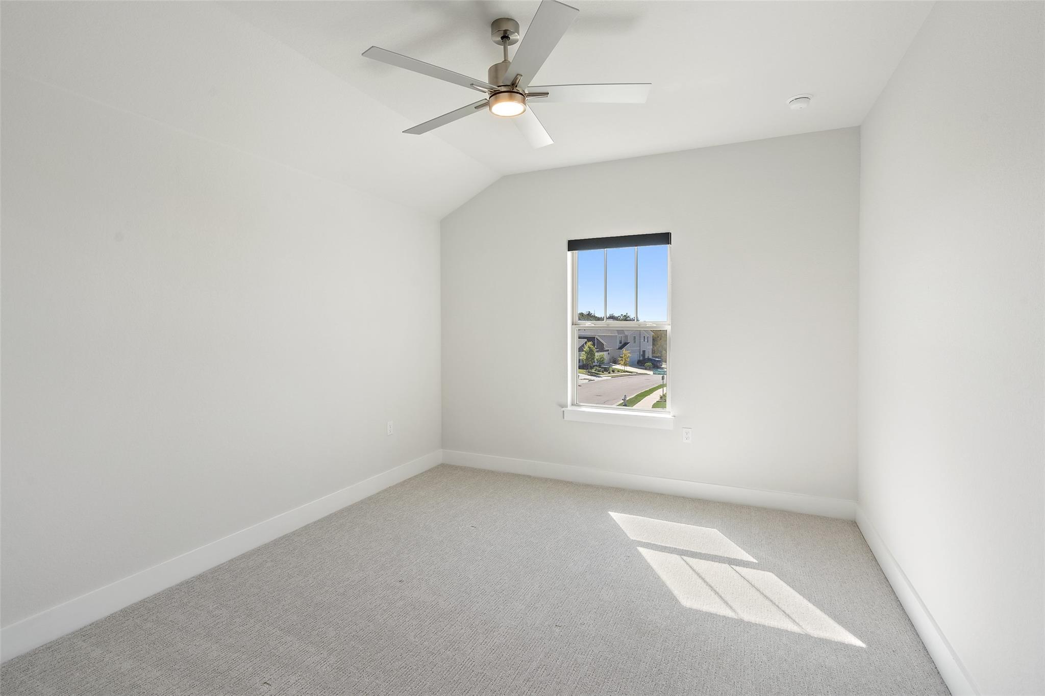 9820 Grapevine Leaf Dr, Manor, TX 78653